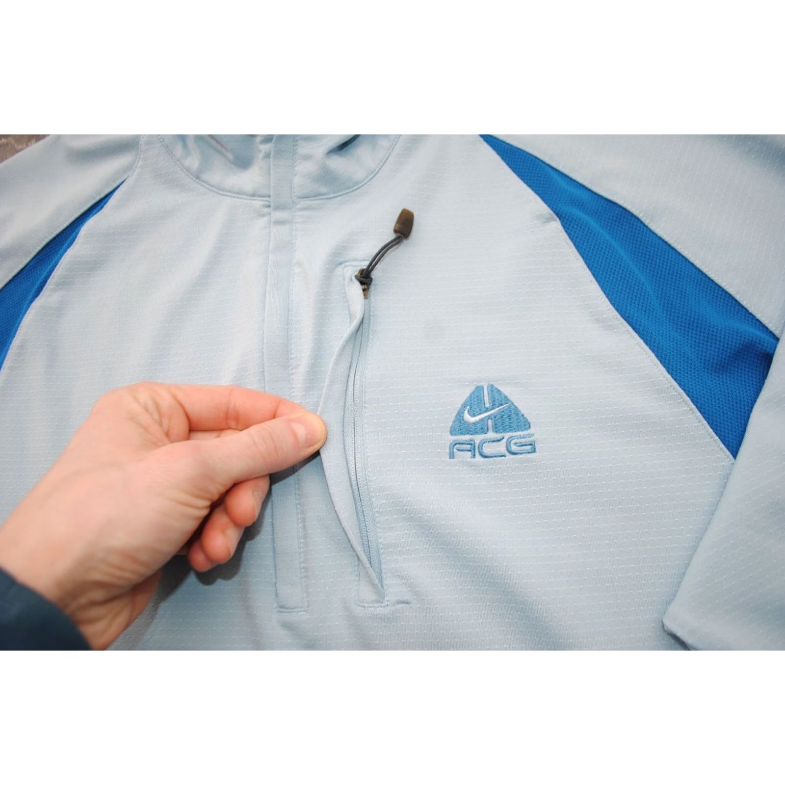 Nike ACG VINTAGE Nike ACG LONGSLEEVE SHIRT MENS MEDIUM BLUE Nike SPHERE THERMALBLUE RARE Size US M / EU 48-50 / 2 - 3 Thumbnail