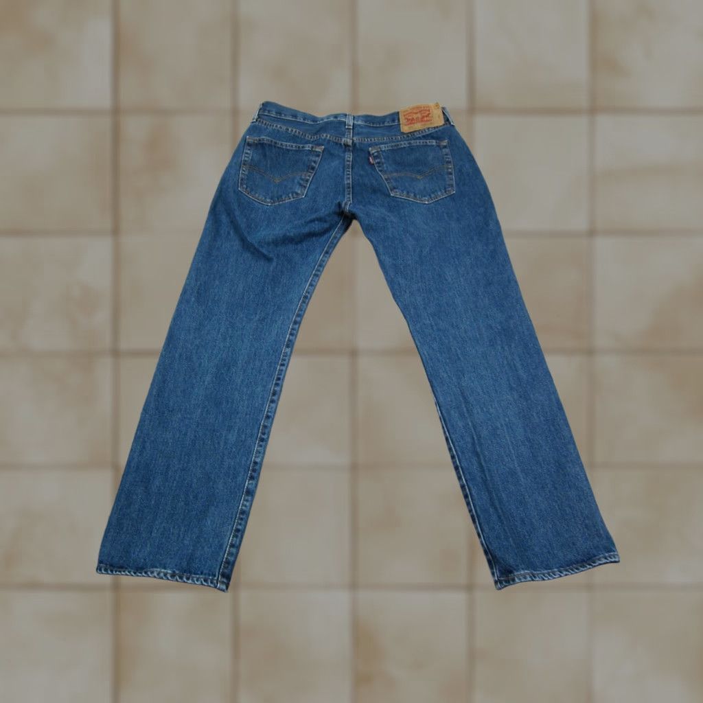 Levi's VINTAGE Levi's 501 Jeans Men Medium Wash 36x30 Blue Button Fly Denim Pants 90s Size US 36 / EU 52 - 1 Thumbnail