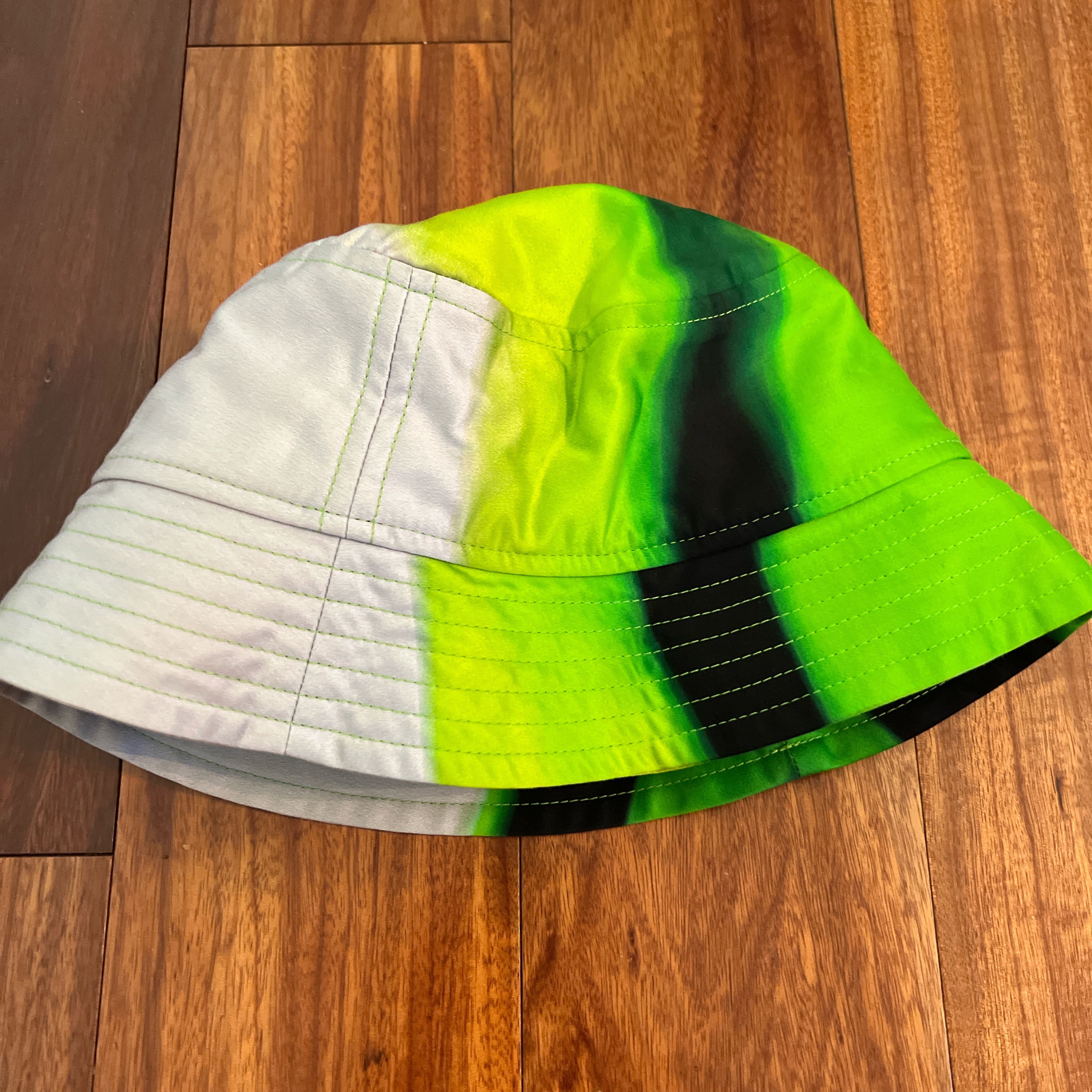 Dries Van Noten Dries Van Noten x Len Lye hat M-L Size ONE SIZE - 2 Thumbnail