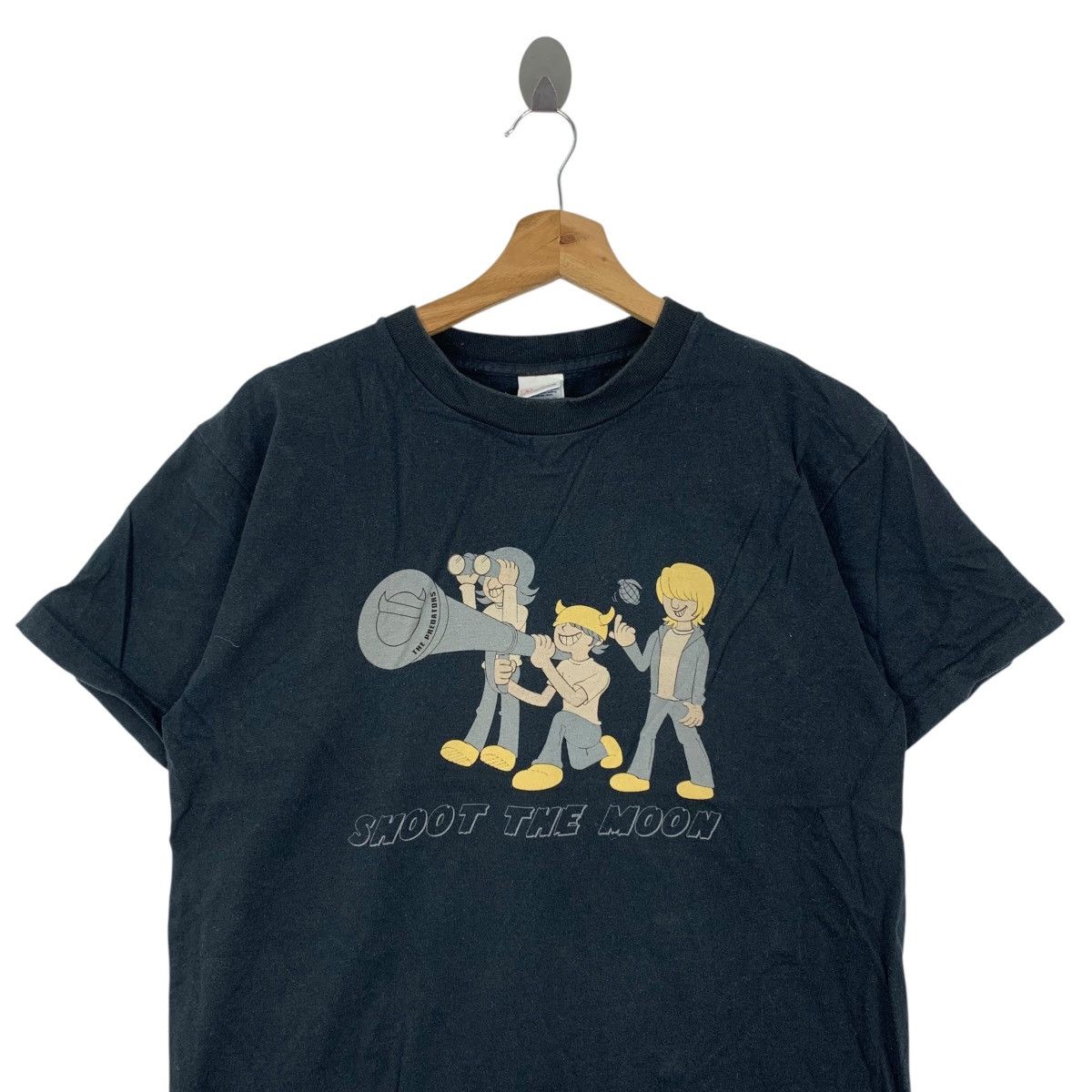 Japanese Brand THE PREDATORS Shoot The Moon Japanese Band Rock Short Shirt Size US M / EU 48-50 / 2 - 2 Thumbnail