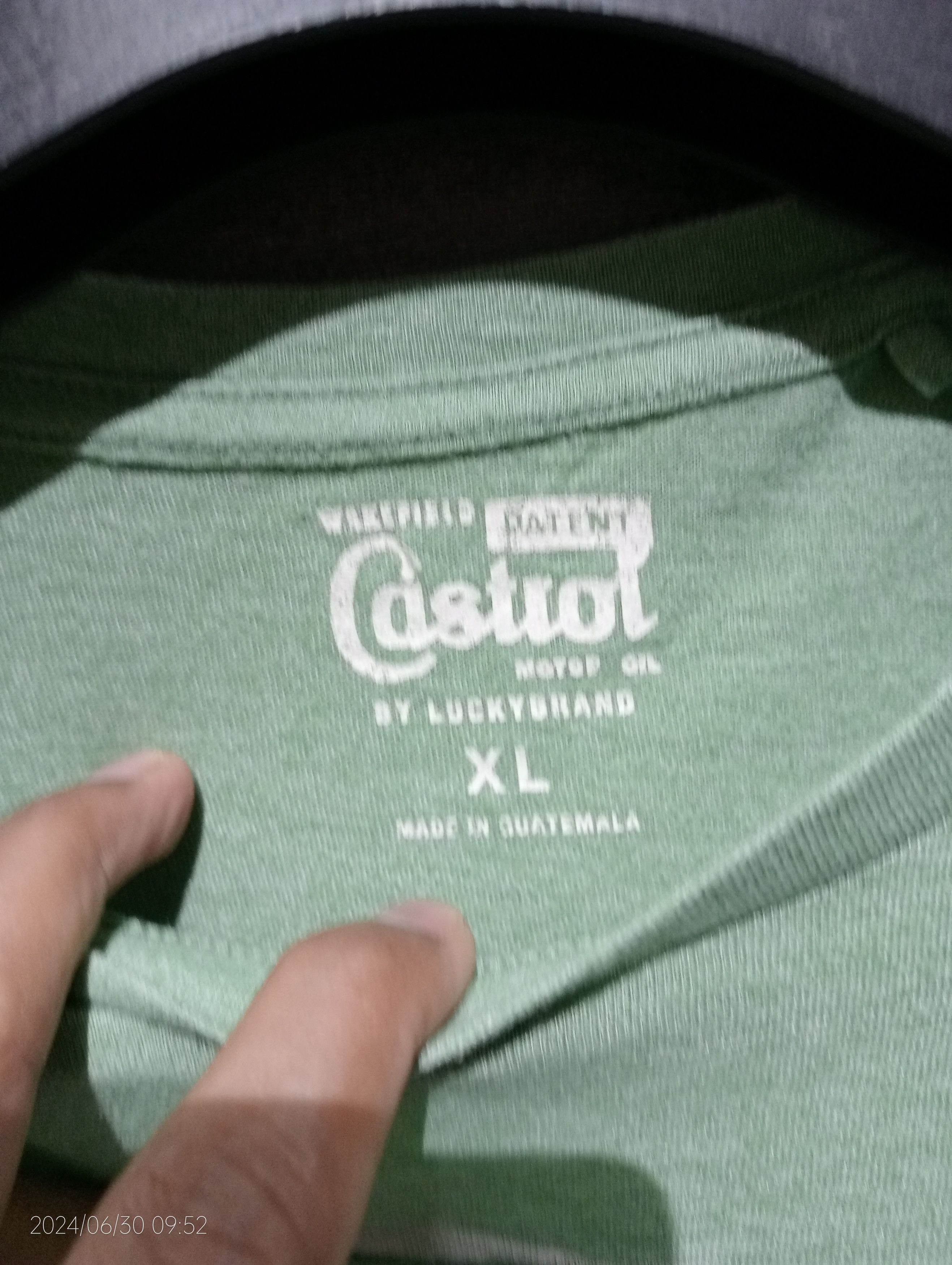 Vintage Vintage Single Stitch Luckybrand Wakefiled Castrol Tee Size US XL / EU 56 / 4 - 6 Thumbnail