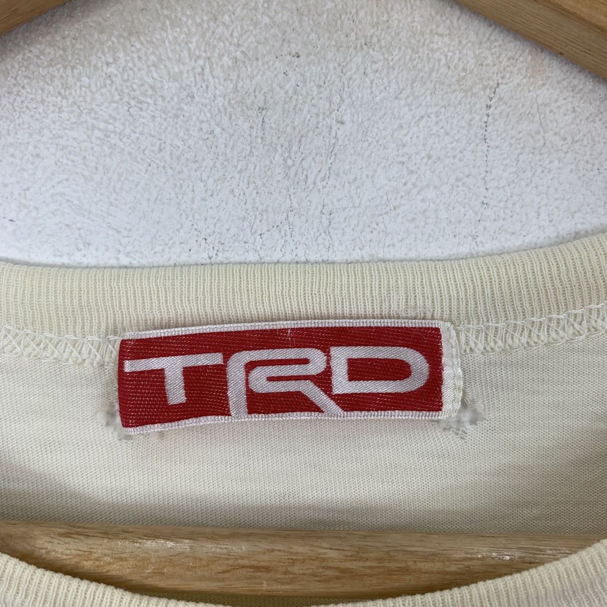 Vintage Vintage 90s TRD Toyota Racing Development ShortSleeve Tshirt Size US M / EU 48-50 / 2 - 5 Thumbnail
