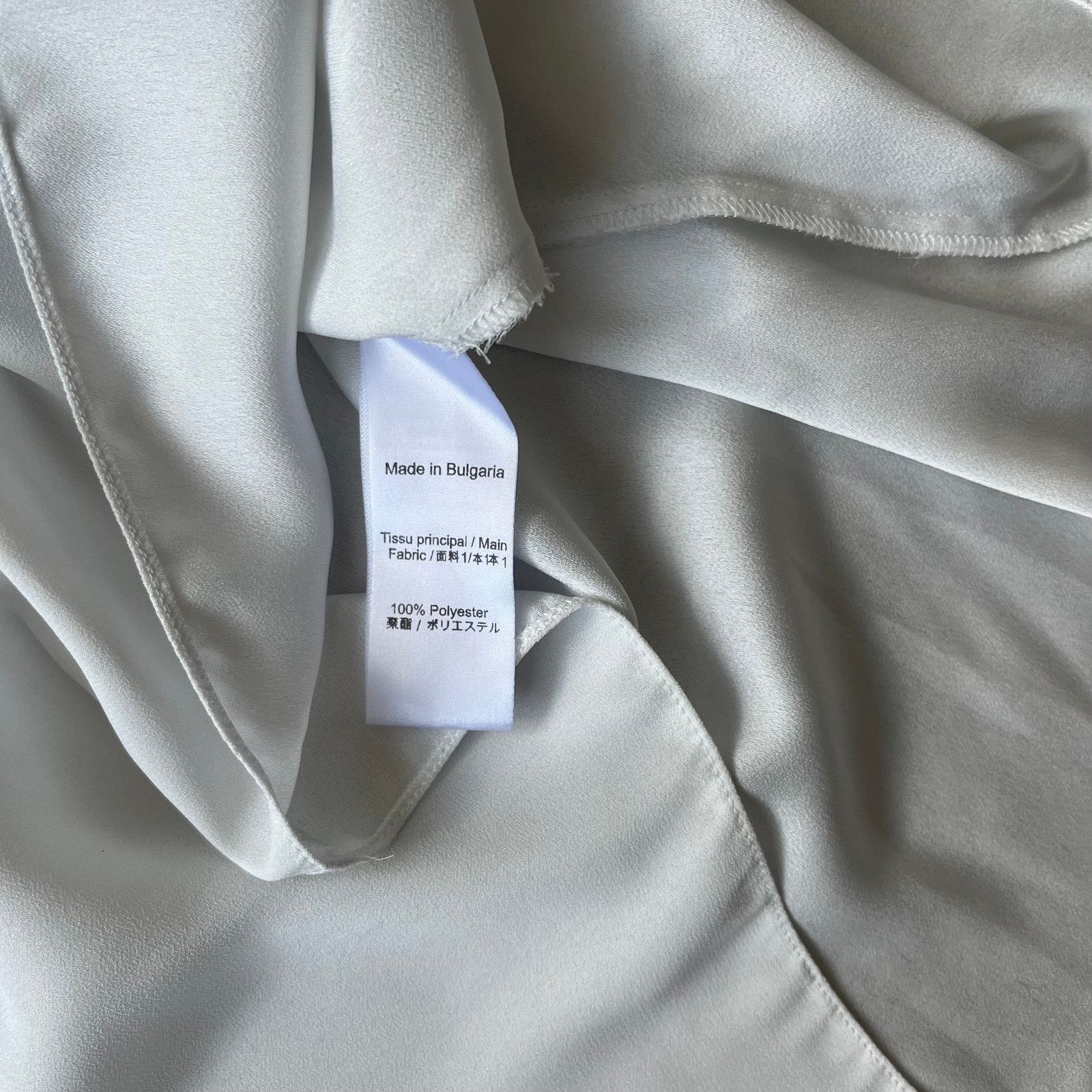 Louis Vuitton Louis Vuitton Uniforms Women’s White Blouse – Size 34 Size M / US 6-8 / IT 42-44 - 5 Thumbnail