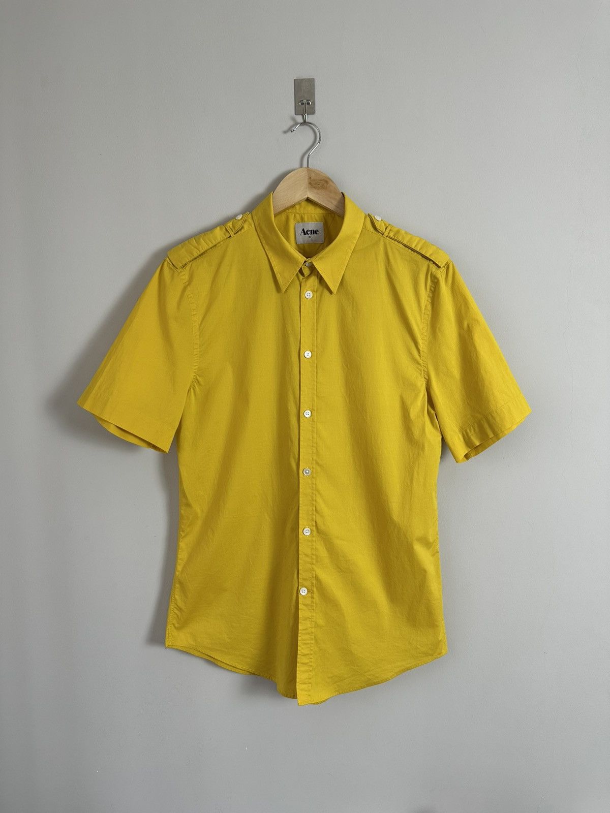 Acne Studios Acne Studios Yellow Epaulette Military Shirt Short Sleeve 50 Size US M / EU 48-50 / 2 - 1 Thumbnail