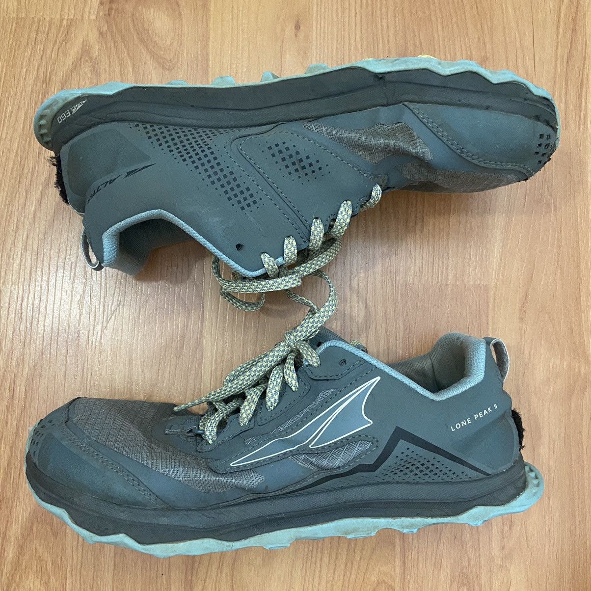 Altra Altra Women’s Logo Distressed Outdoor Running Shoes Size 9.5 Size US 9.5 / IT 39.5 - 5 Thumbnail