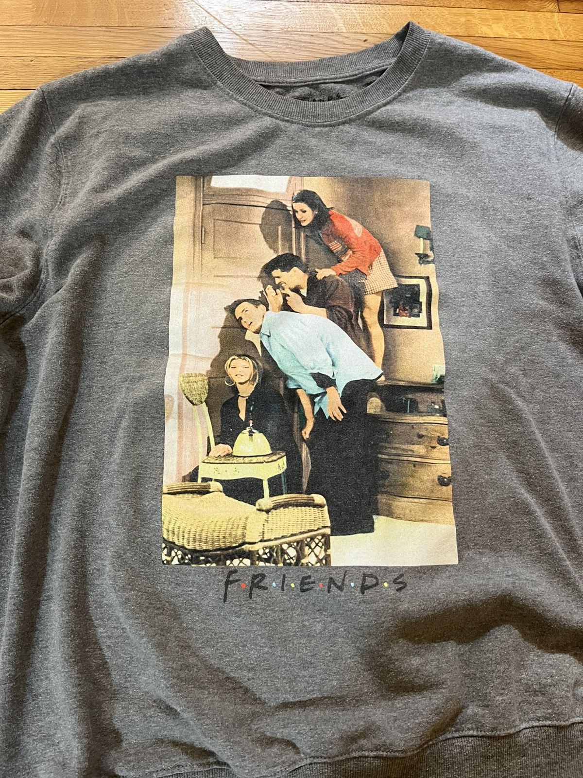 Other Vintage 1995 Friends Crewneck Size US XXL / EU 58 / 5 - 2 Thumbnail
