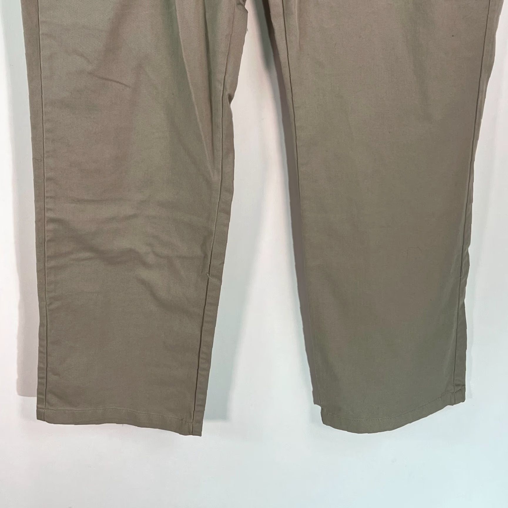 Vintage Riders Chino Pants Brown 16 Regular Stretch Waist Relaxed Straight Leg Women NWT- US A Seller Size 38" / US 16 / IT 52 - 6 Thumbnail