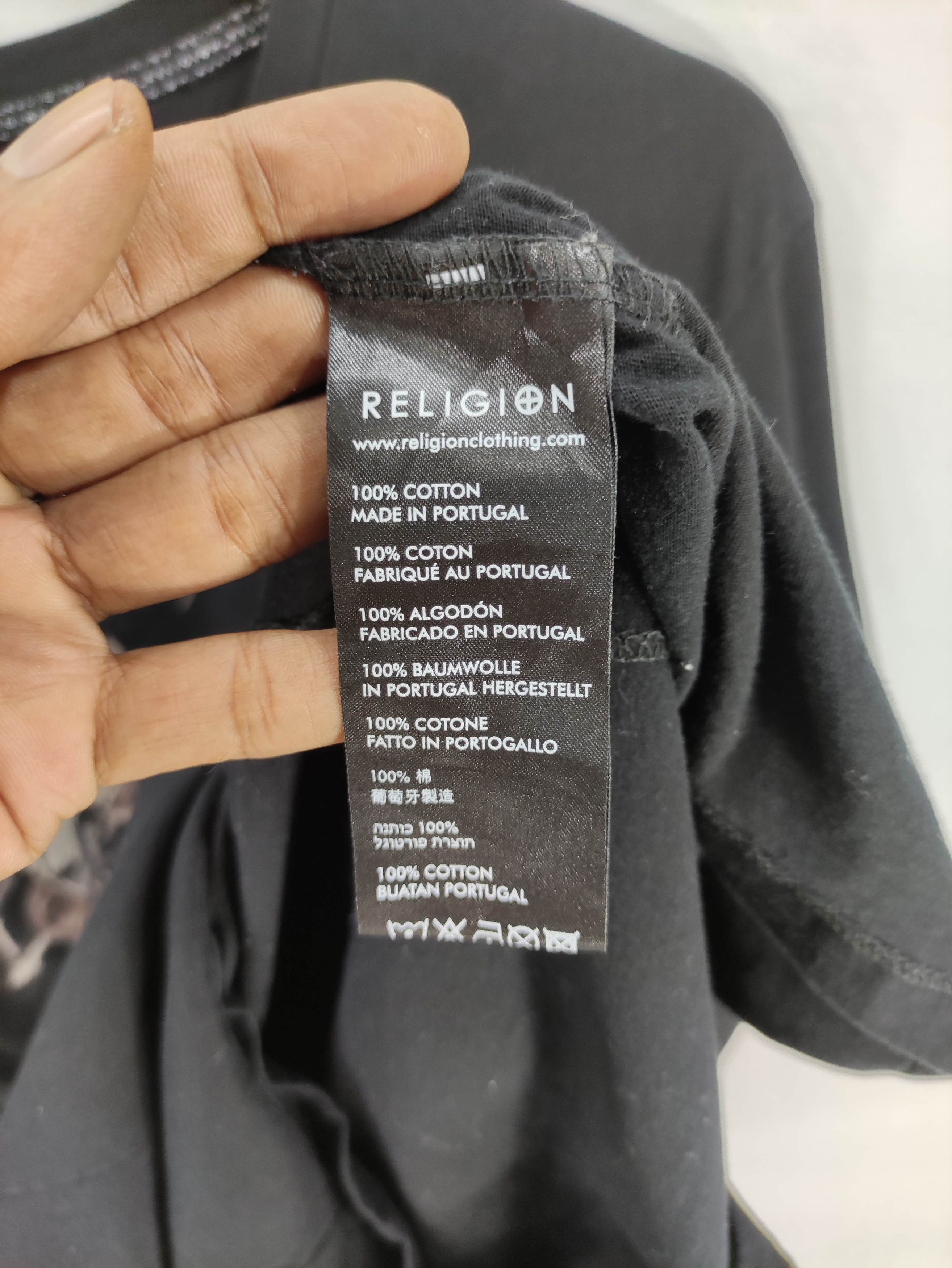 True Religion Vintage Religion London Skull Prayer Tee Tshirt Size US L / EU 52-54 / 3 - 4 Thumbnail