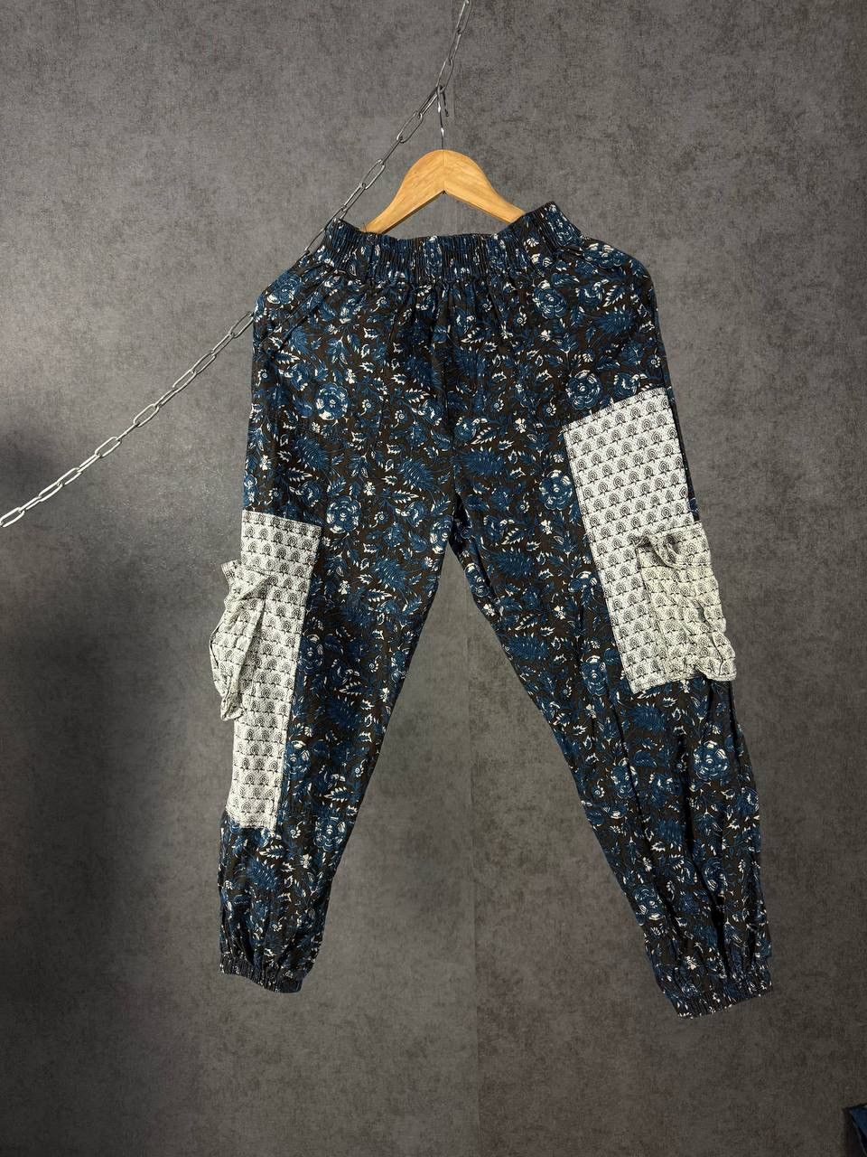 Urban Outfitters Urban Outfitters designer crazy pants Size US 29 - 1 Thumbnail