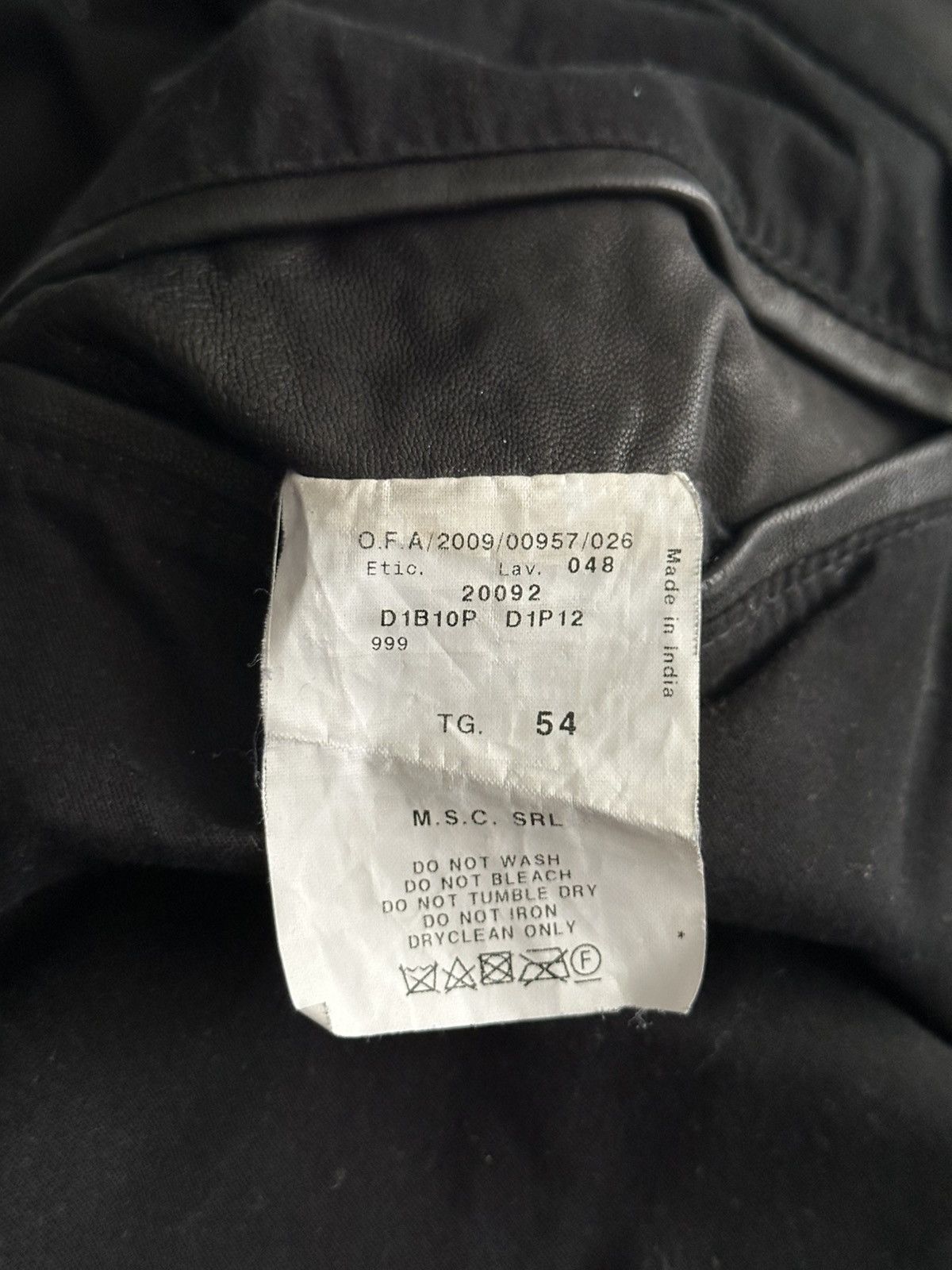 Emporio Armani Emporio Armani 2000’s Stitched Leather Biker Jacket Size US L / EU 52-54 / 3 - 10 Thumbnail