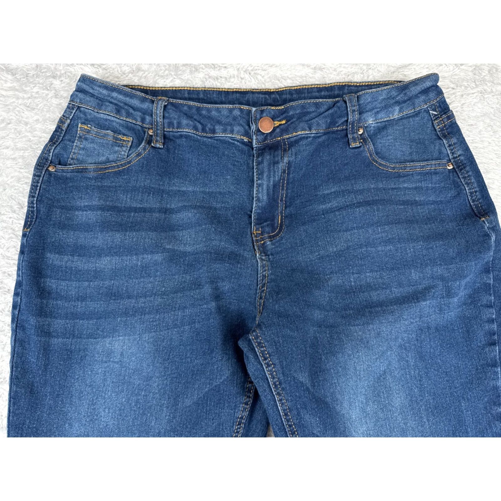 Vintage Womens Jeans 32x30 Blue Denim Flared Mid Rise Cotton Blend Med Wash Size 24" / US 00 / IT 34 - 4 Thumbnail