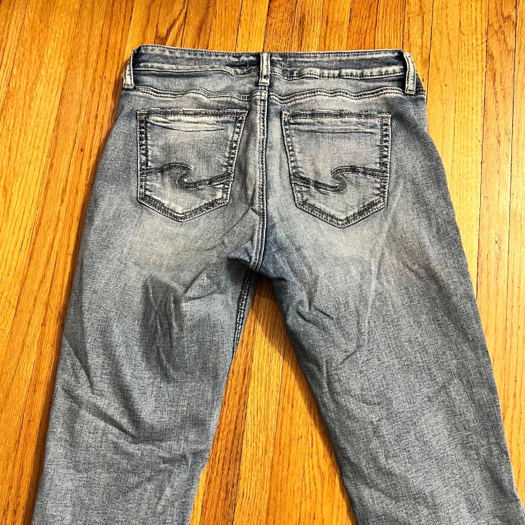 Silver Jeans Co. **Suki Silver Jeans Women 31 Bootcut Blue** User: Suki Silver Jeans Women 31 Bootcut Blue Size 24" / US 00 / IT 34 - 2 Thumbnail