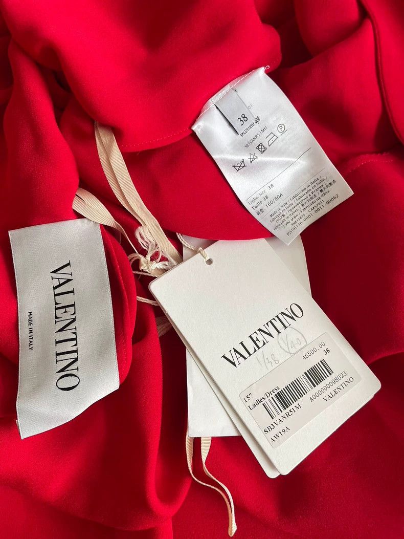 Valentino Valentino Evening gown Size M / US 6-8 / IT 42-44 - 7 Thumbnail