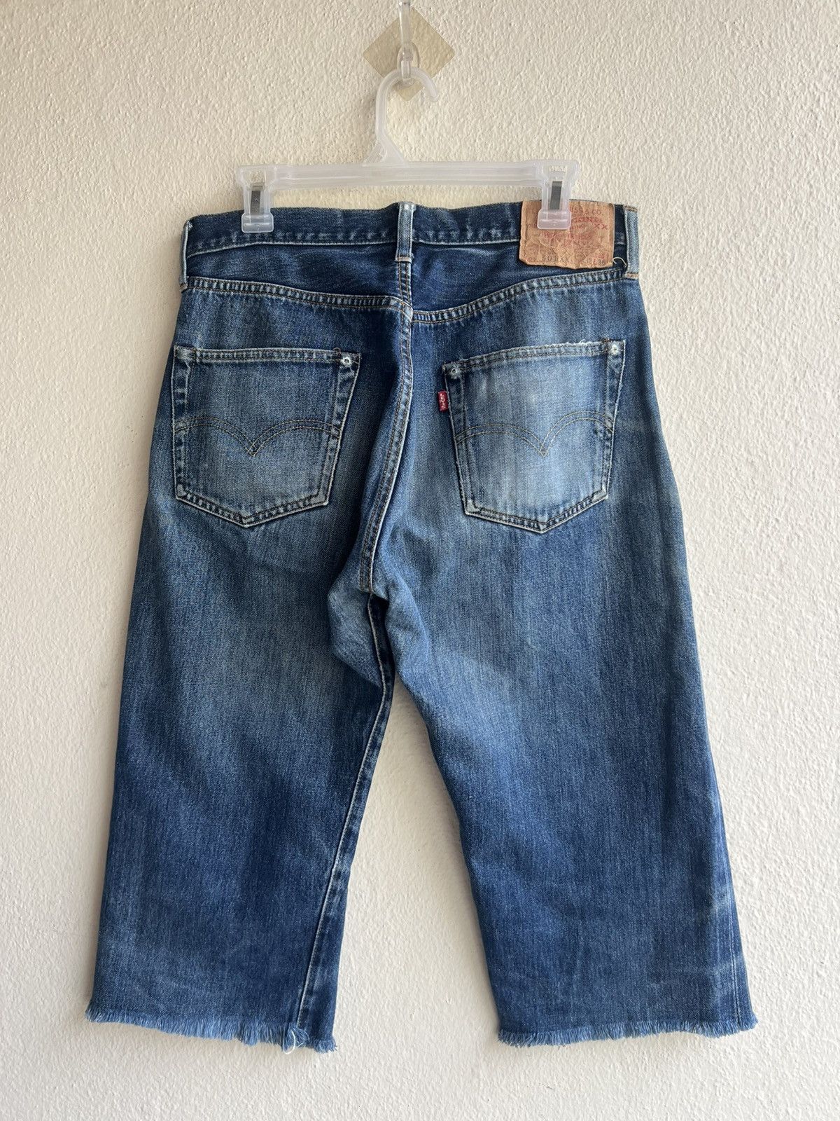 Levi's Vintage Clothing 1997 LVC Levi’s 501 XX Rip Off Leg Denim Selvedge Jeans Size US 32 / EU 48 - 1 Thumbnail