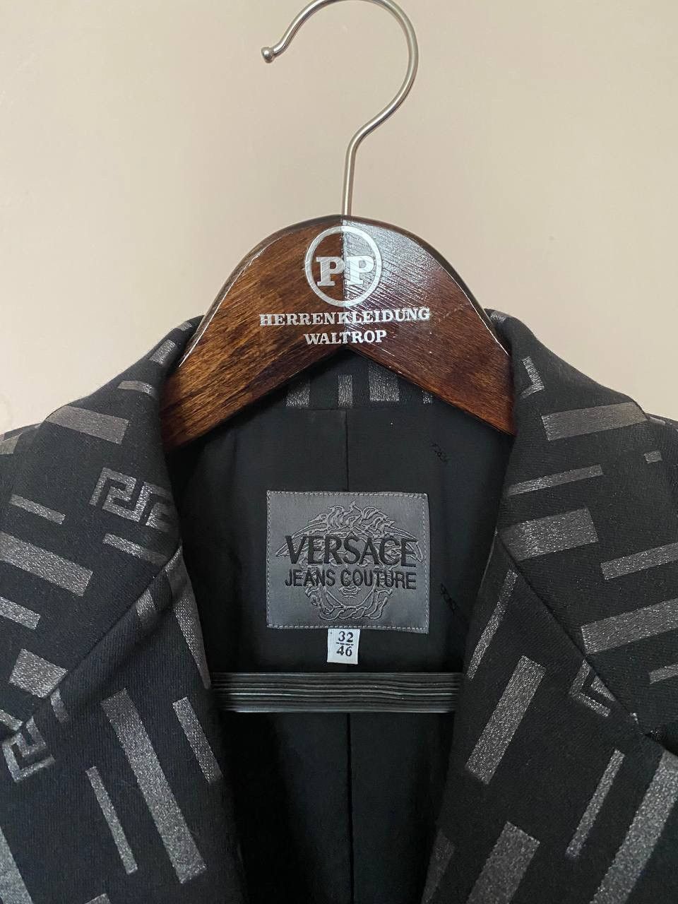 Versace Jeans Couture Rare Versace Jeans Couture vintage in black and silver Size L / US 10 / IT 46 - 6 Thumbnail