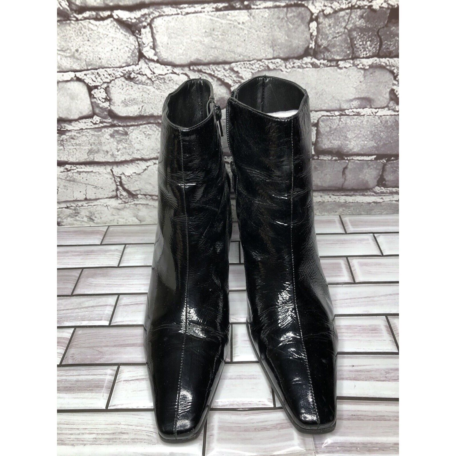 Aigner Etienne Aigner Filly Black Patent Leather Side Zipper Heel B Size US 9.5 / IT 39.5 - 17 Thumbnail