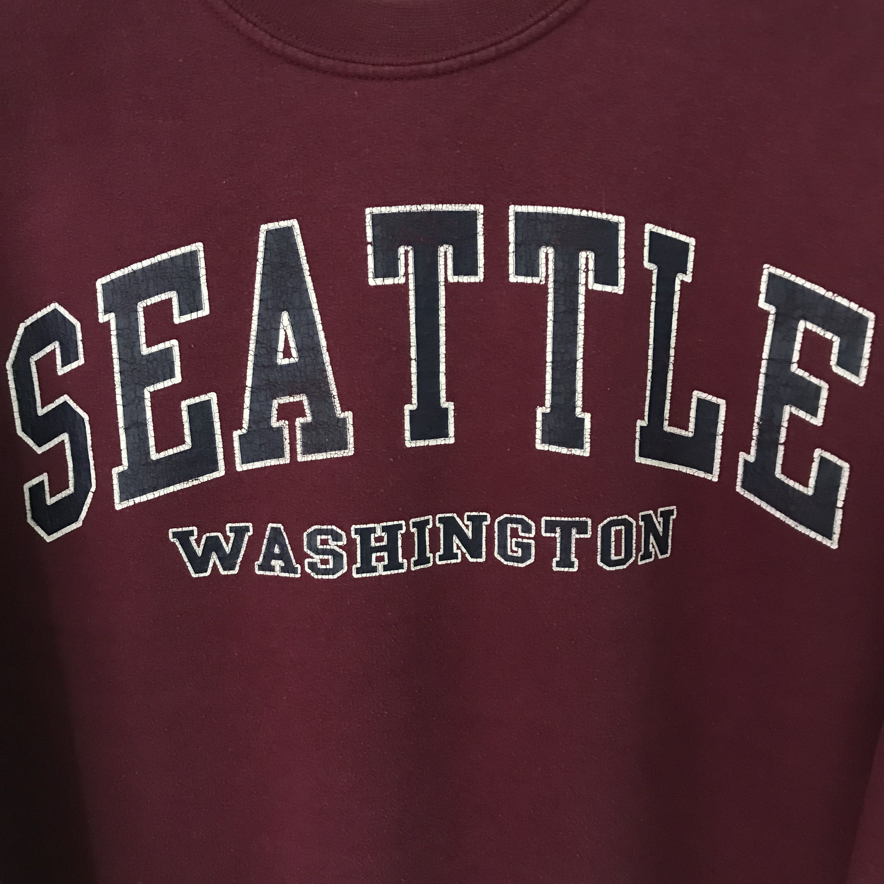 Vintage Vintage Seattle Maroon Sweatshirts Medium - 480 Size US M / EU 48-50 / 2 - 4 Thumbnail