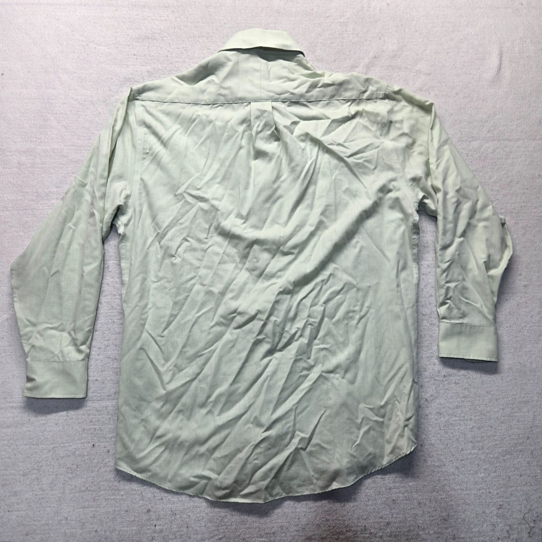 Vintage Meeting Street Shirt Adult Men 15.5 32/33 Button-Down Green Long Sleeve Solid Cotton Blend Dress Shirt Mens Size US M / EU 48-50 / 2 - 7 Thumbnail