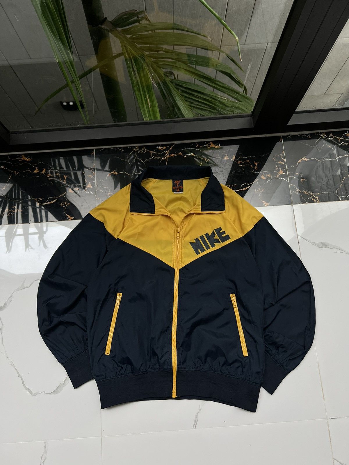 Nike × Vintage 90's NIKE RETRO Y2K SWOOSH TRACK JACKET Size US M / EU 48-50 / 2 - 1 Thumbnail