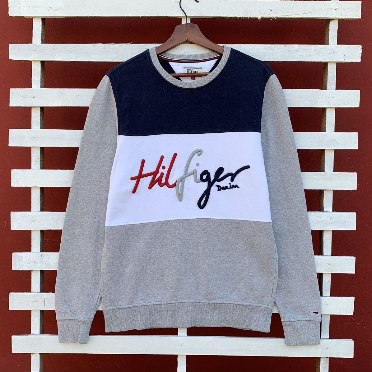 Tommy Hilfiger × Tommy Jeans Tommy Hilfiger Denim Sweatshirt Embroidered Logo Size US M / EU 48-50 / 2 - 1 Thumbnail
