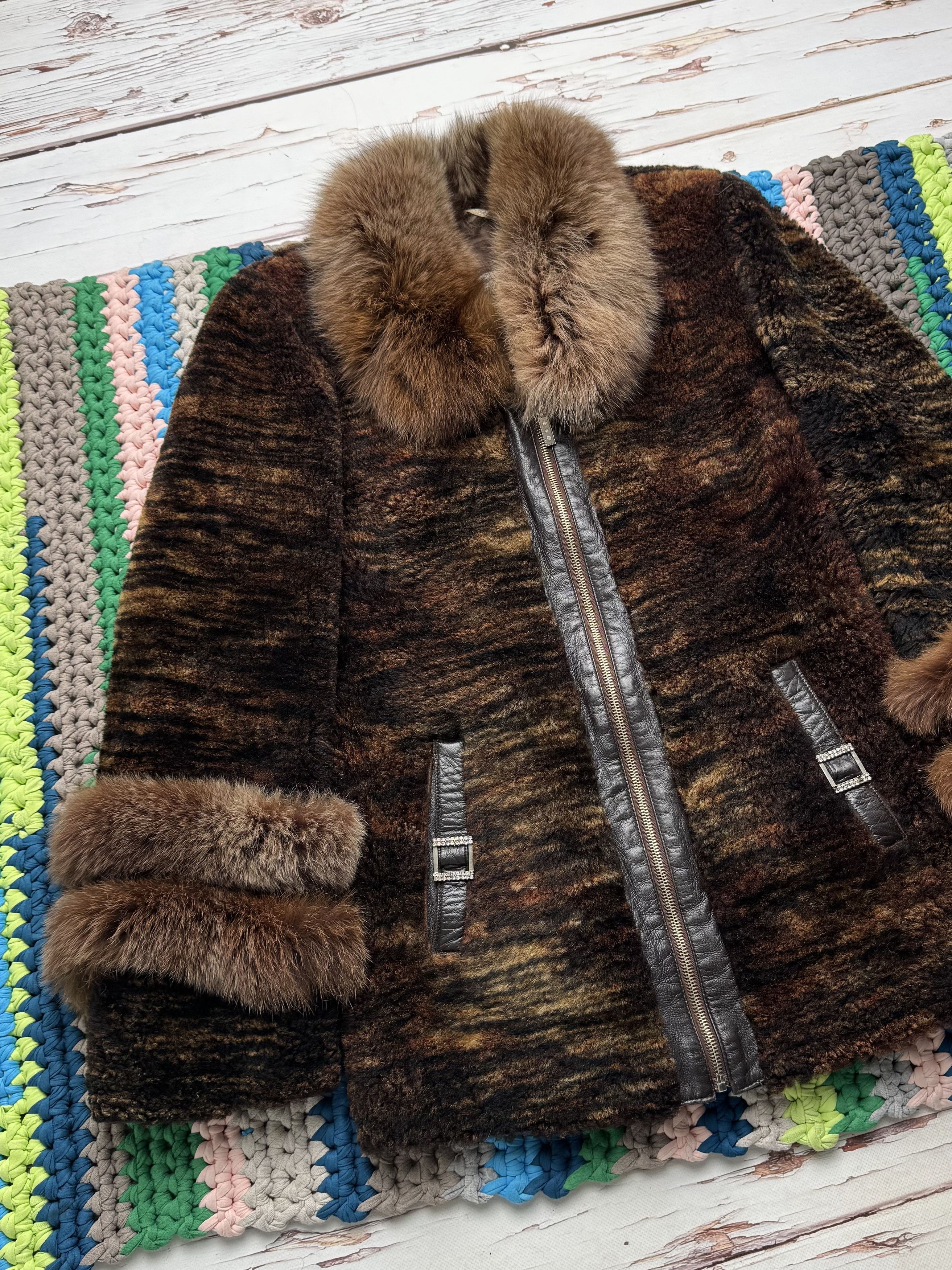 Vintage Vintage Real Sheepskin Coat With Real Fur Details (D10)(D15) Size M / US 6-8 / IT 42-44 - 2 Thumbnail