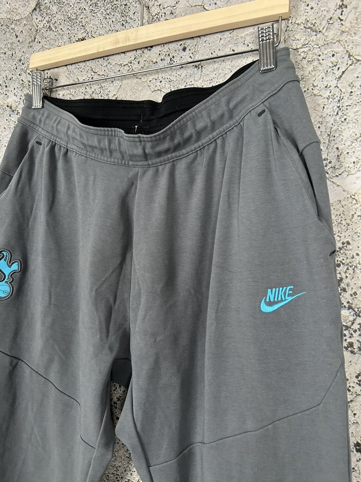 Nike Nike Tech Fleece SweatpantsTottenham Spurs Soccer Football Size US 34 / EU 50 - 3 Thumbnail