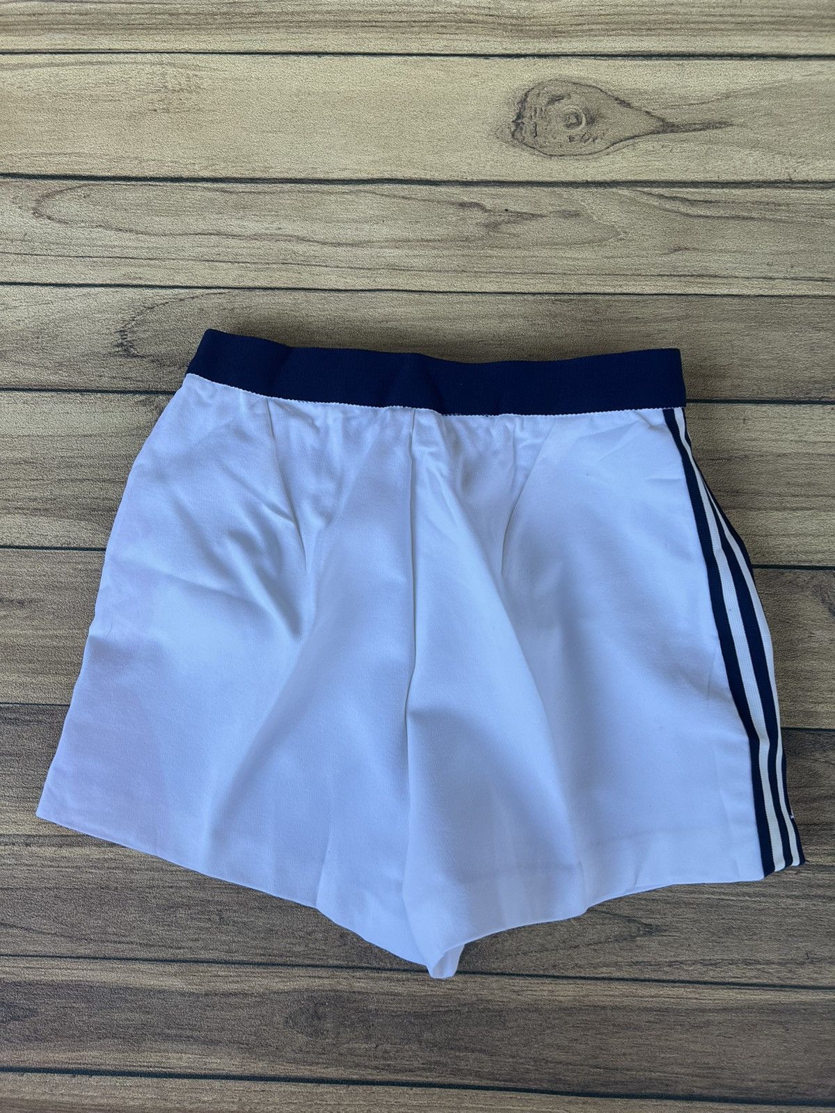 Adidas Vintage 1980’s Adidas short tennis retro Size 28" / US 6 / IT 42 - 4 Thumbnail