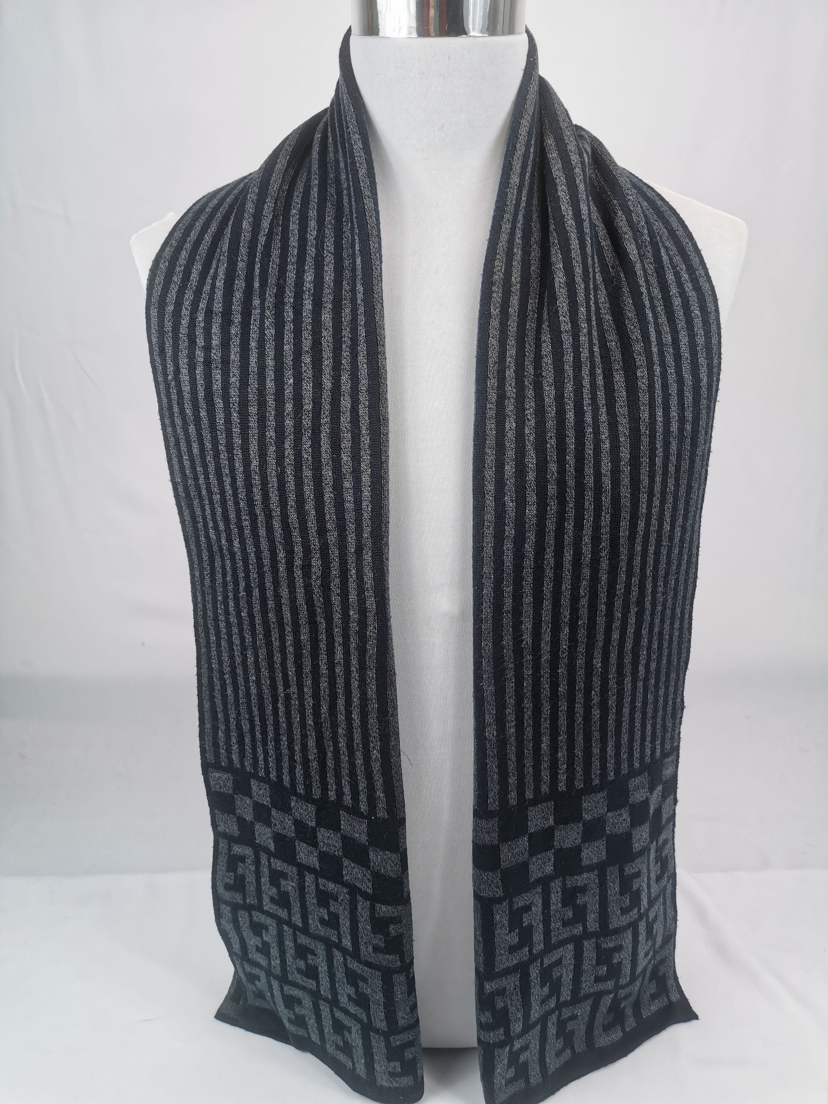 Fendi Fendi scarf muffler winter Size ONE SIZE - 7 Thumbnail