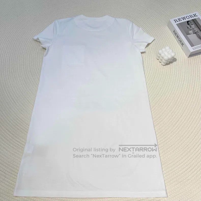 Hermes Hermes Round Neck Embroidered Pocket Short Sleeve Dress Size XS / US 0-2 / IT 36-38 - 2 Thumbnail