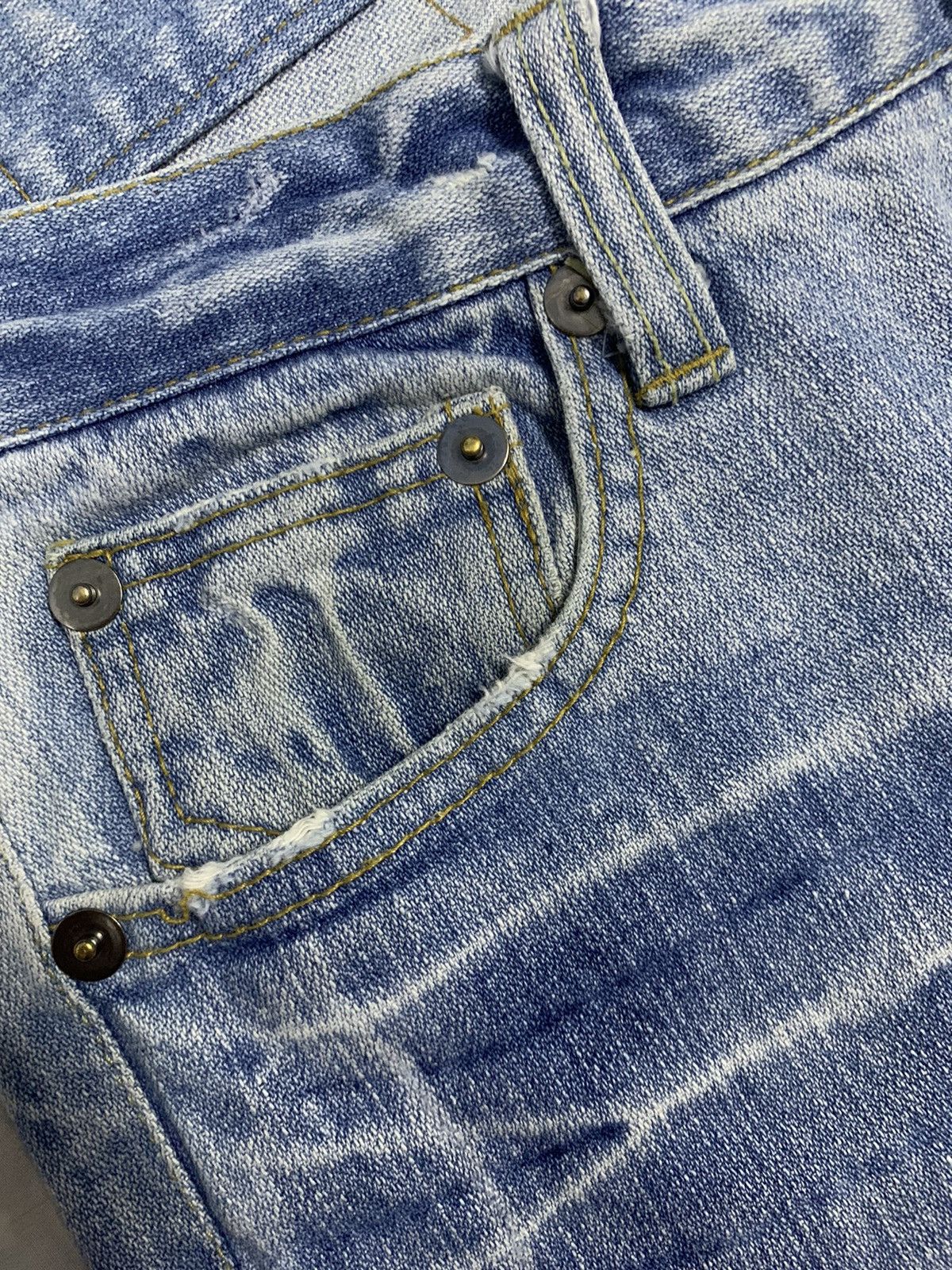 Hysteric Glamour Vintage Japanese Brand 420 Peace Spell Out Distressed Jeans Size US 31 - 6 Thumbnail