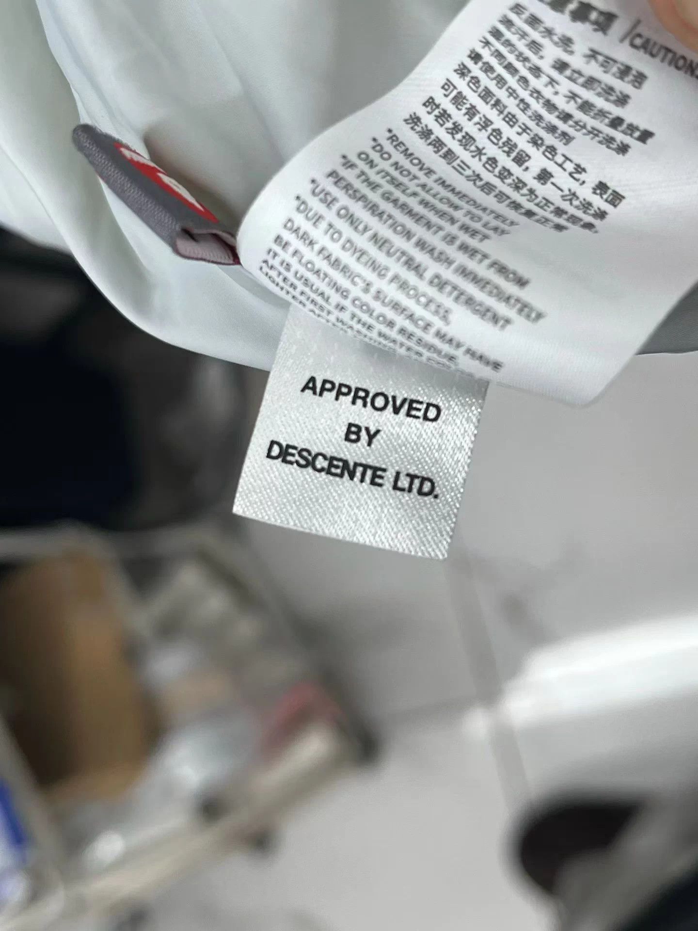 Descente DESCENTE Heated Tech Puffer Black White Panda XXL Size US XXL / EU 58 / 5 - 8 Thumbnail