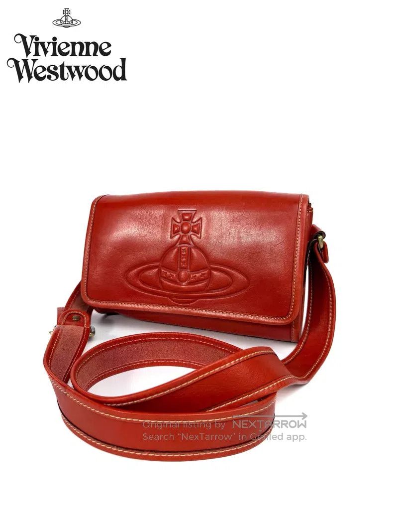 Vivienne Westwood Vivienne Westwood size OS Embossed Saturn Messenger Bag Sho Size ONE SIZE - 1 Thumbnail