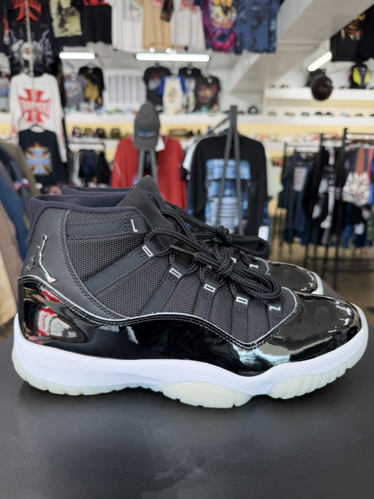 Jordan Brand Air Jordan 11 Jubilee 25th Anniversary Size 10.5 (2020) Size US 10.5 / EU 43-44 - 6 Thumbnail