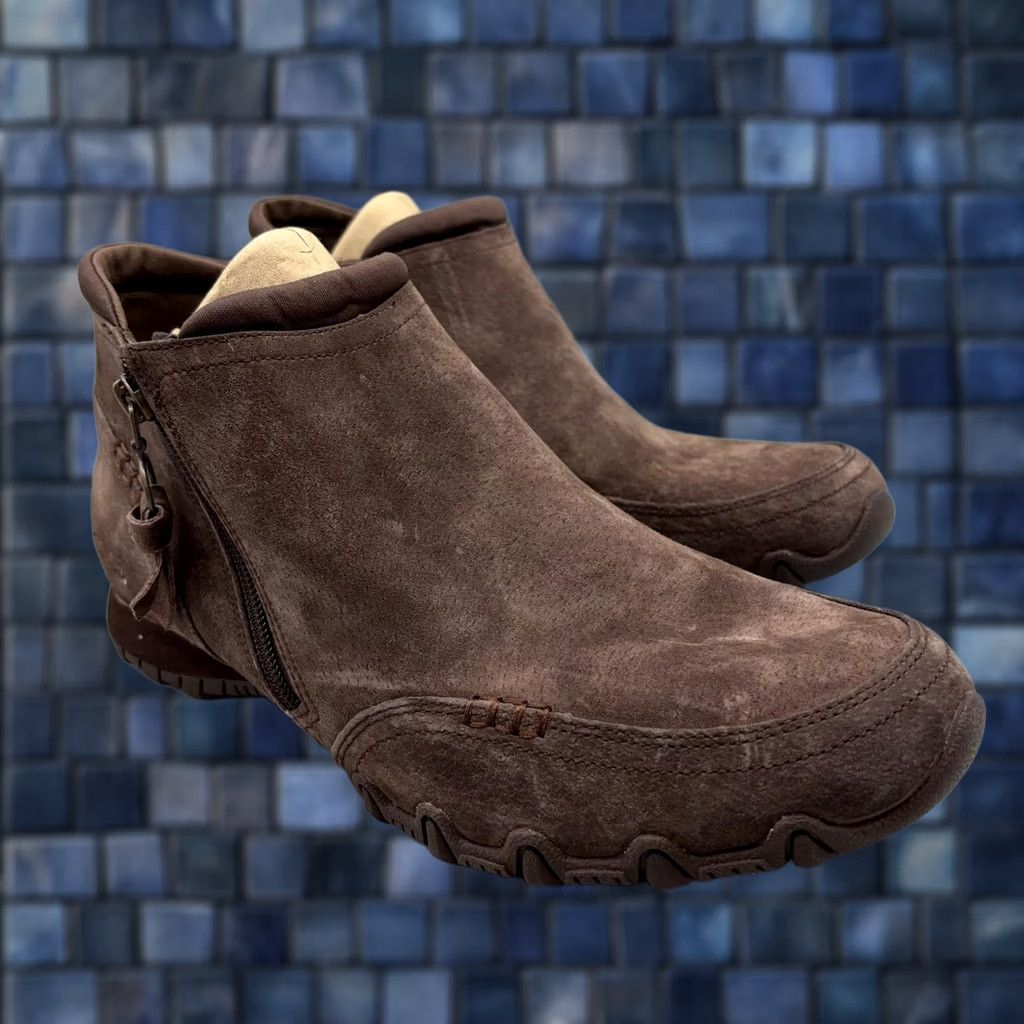 SKECHERS Skechers Boots Womens US 11 Brown Relaxed Fit Ankle Wedge Booties SN 49590 Size US 11 / IT 41 - 1 Thumbnail