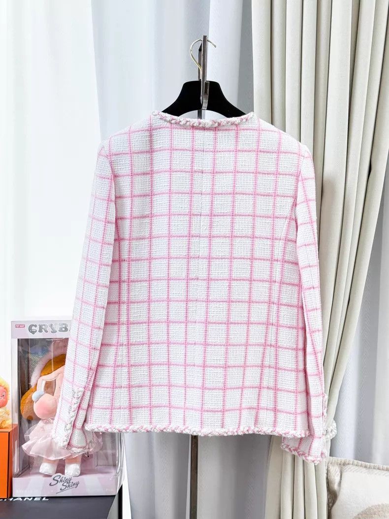 Chanel Chanel 23C early spring show pink plaid diamond rolled edg Size S / US 4 / IT 40 - 2 Thumbnail