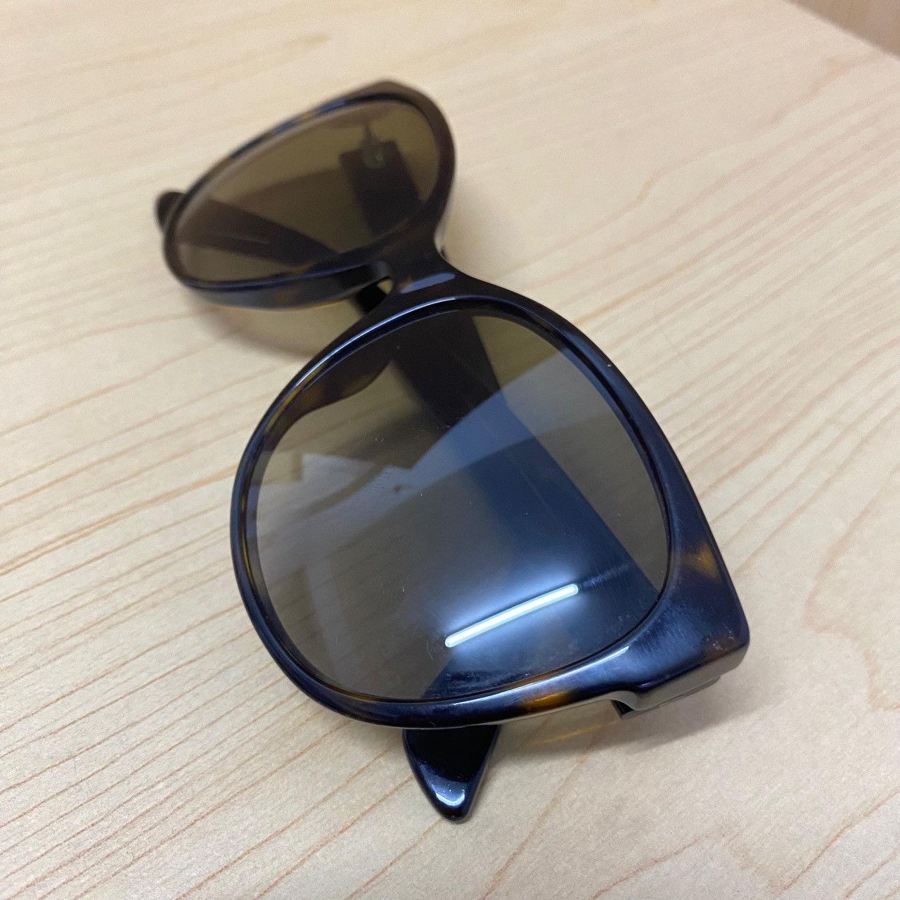 Gucci Gucci Women's Sensual Romantic GG0097S Fashion Cat Eye Size ONE SIZE - 2 Thumbnail