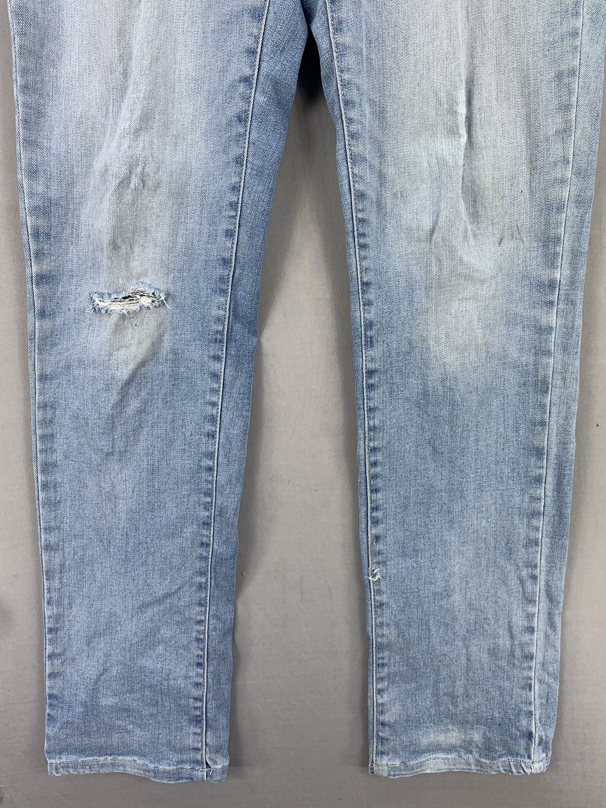 Japanese Brand C17 Distressed Light Wash Denim Jeans Pants Size US 31 - 4 Thumbnail