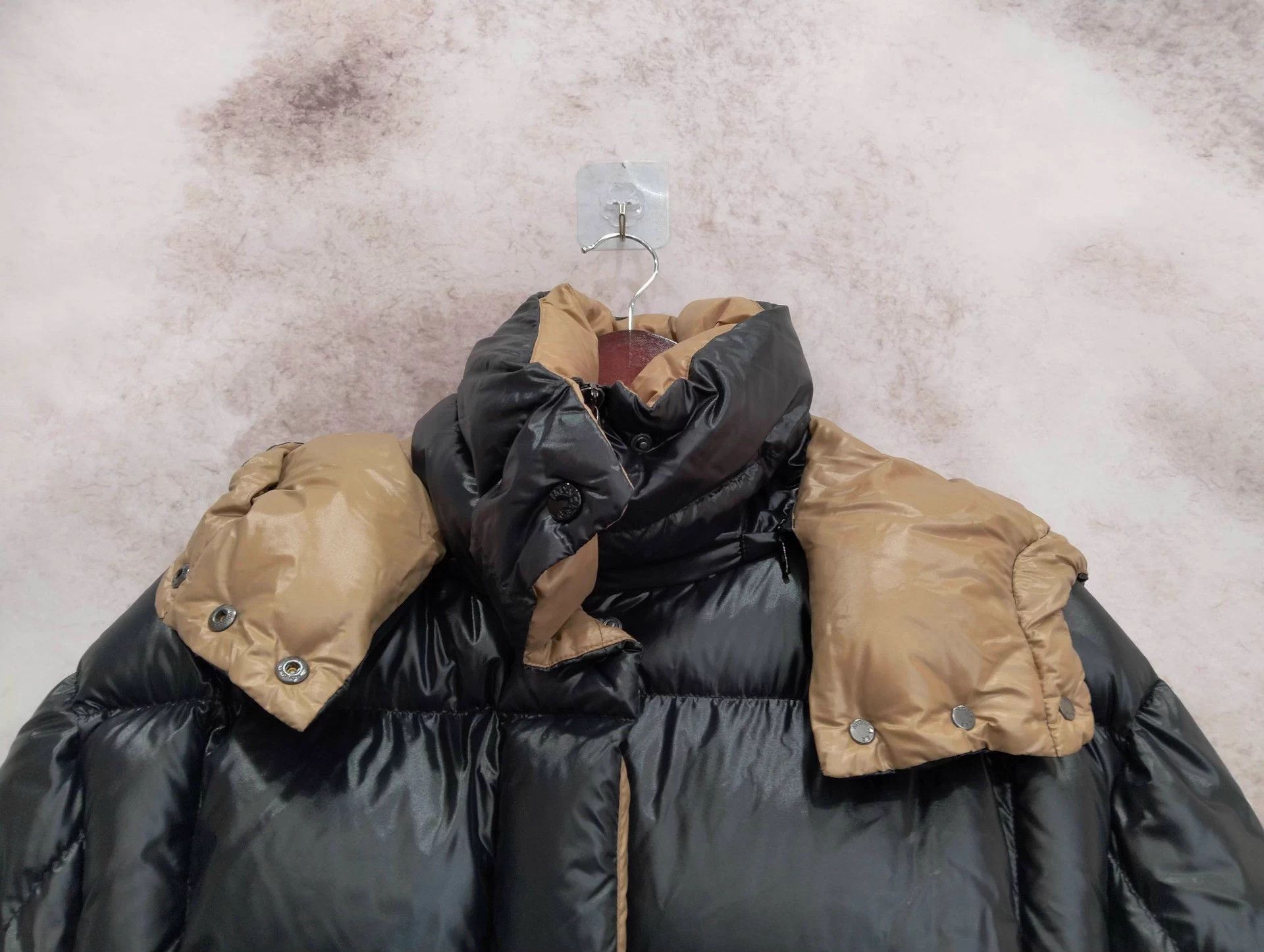 Moncler Moncler Down Jacket 2 (120) Size M / US 6-8 / IT 42-44 - 8 Thumbnail