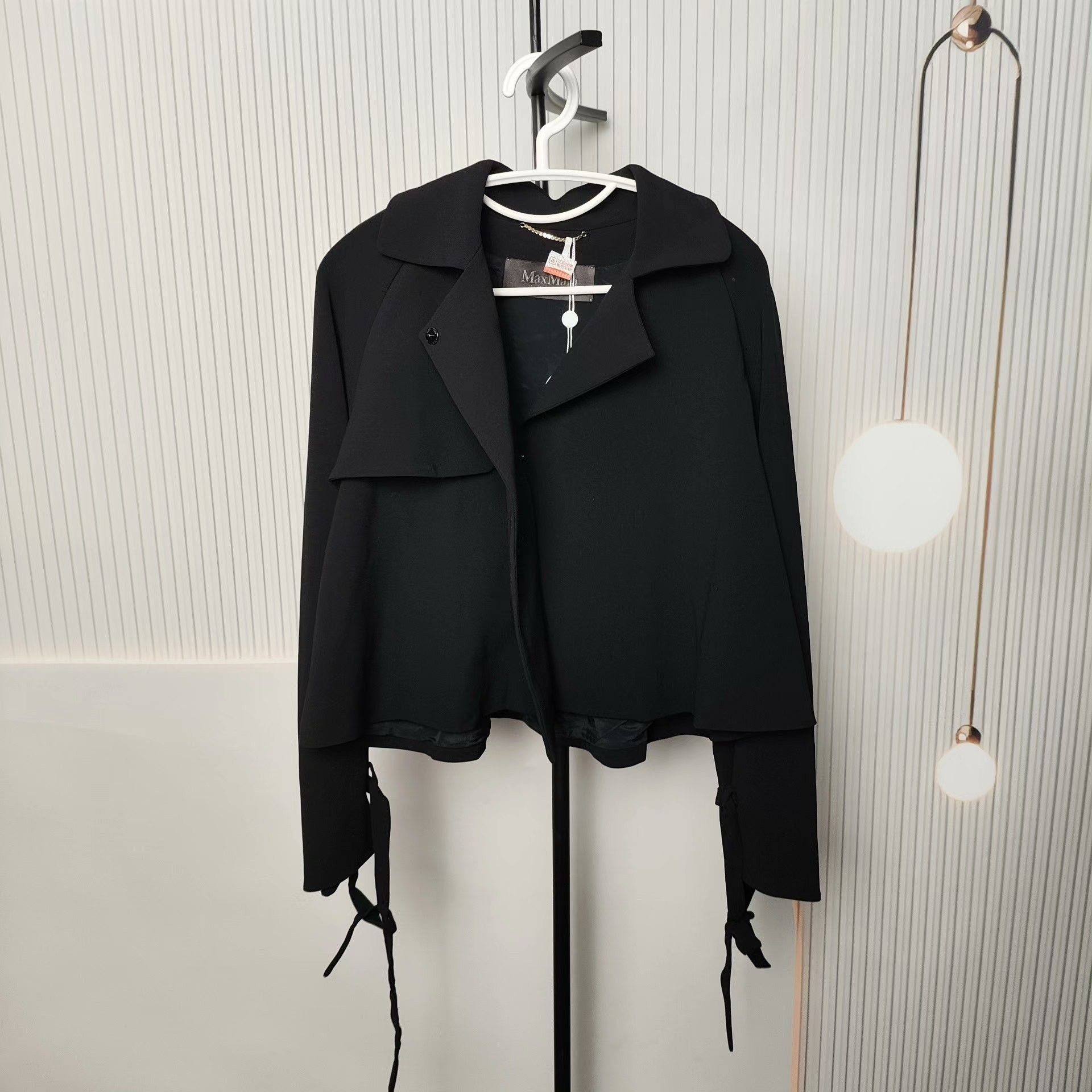 Vintage MaxMax Black Chiffon Blazer Jacket Size US S / EU 44-46 / 1 - 1 Thumbnail