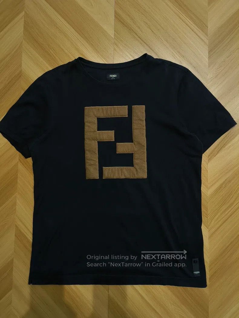 Fendi Fendi Short-sleeve T-shirt Size US XL / EU 56 / 4 - 1 Thumbnail