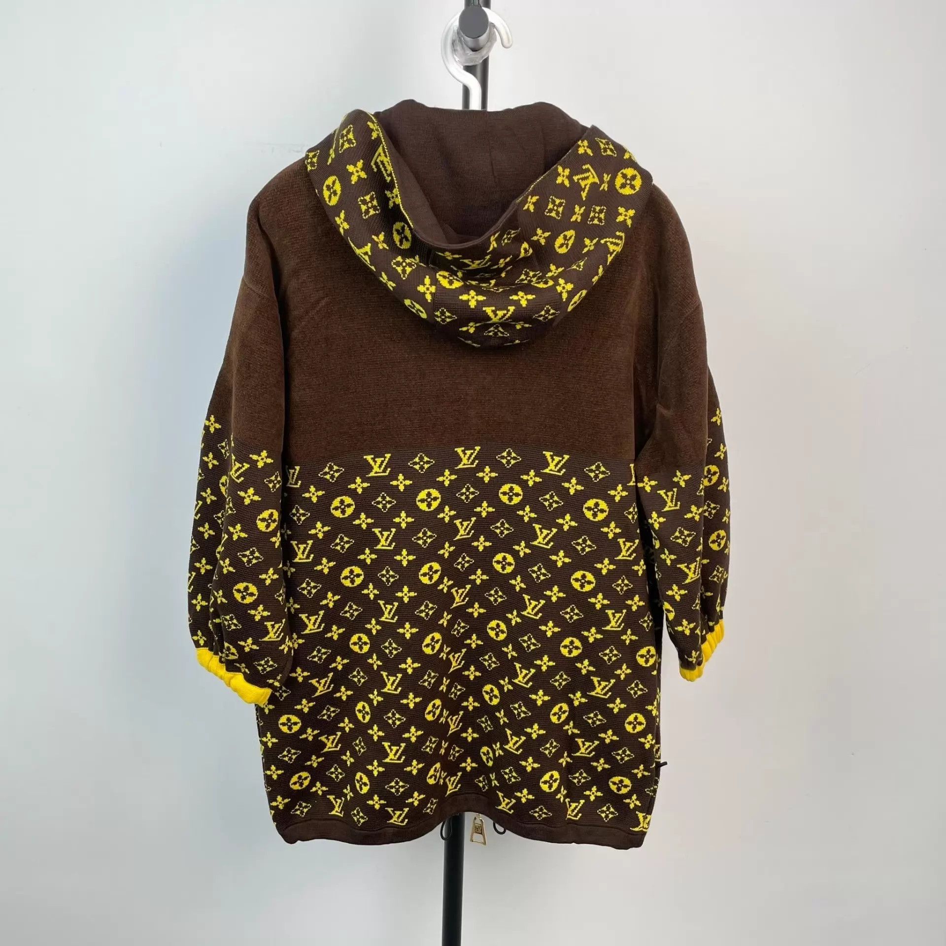 Louis Vuitton LV Monogram wool colorblocked jacket 260306LJYJY02 Size US XXS / EU 40 - 2 Thumbnail