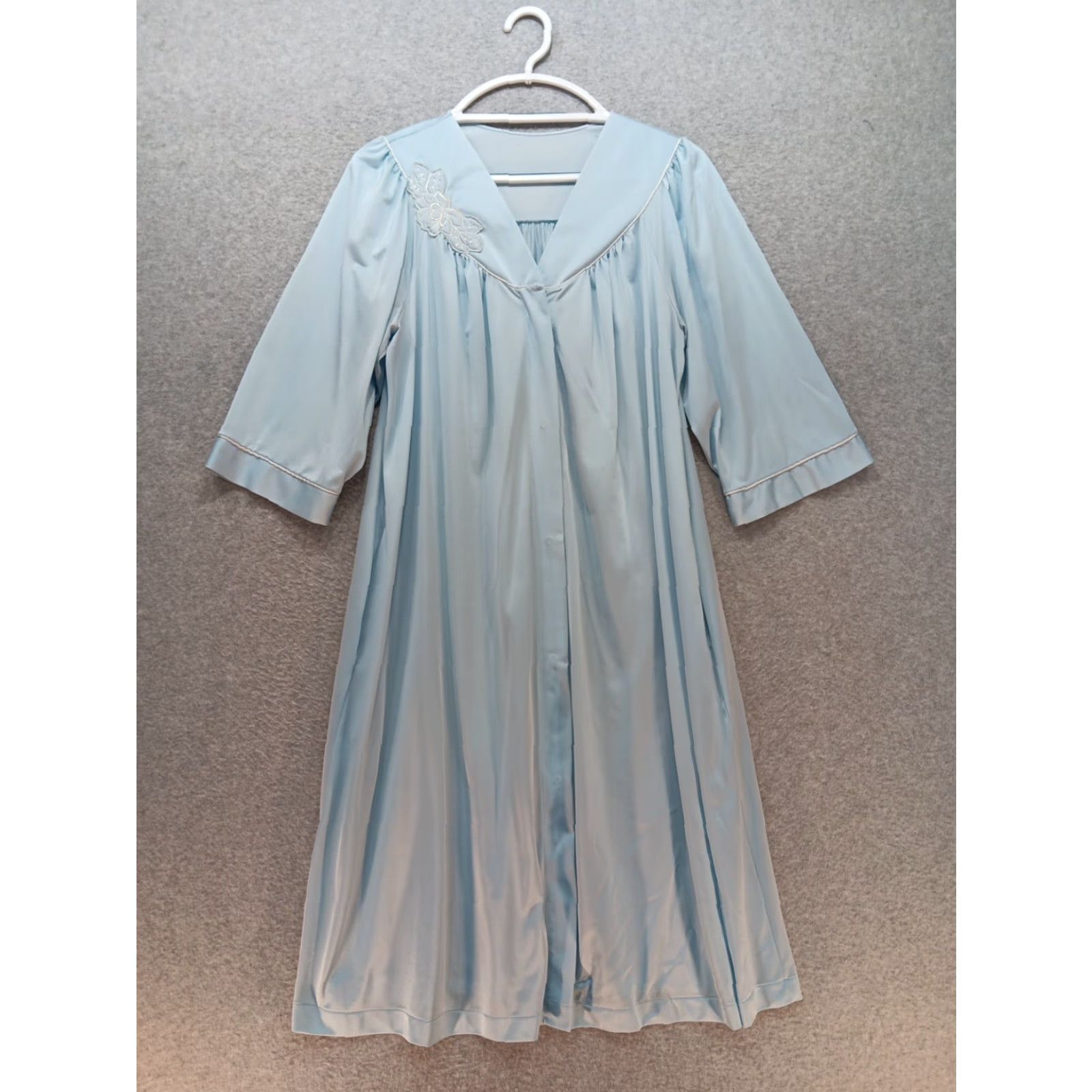 Vintage VTG Shadowline Nylon Robe Size Medium Sky Blue Long Snap Front Lace Trim GUC Size ONE SIZE - 2 Thumbnail