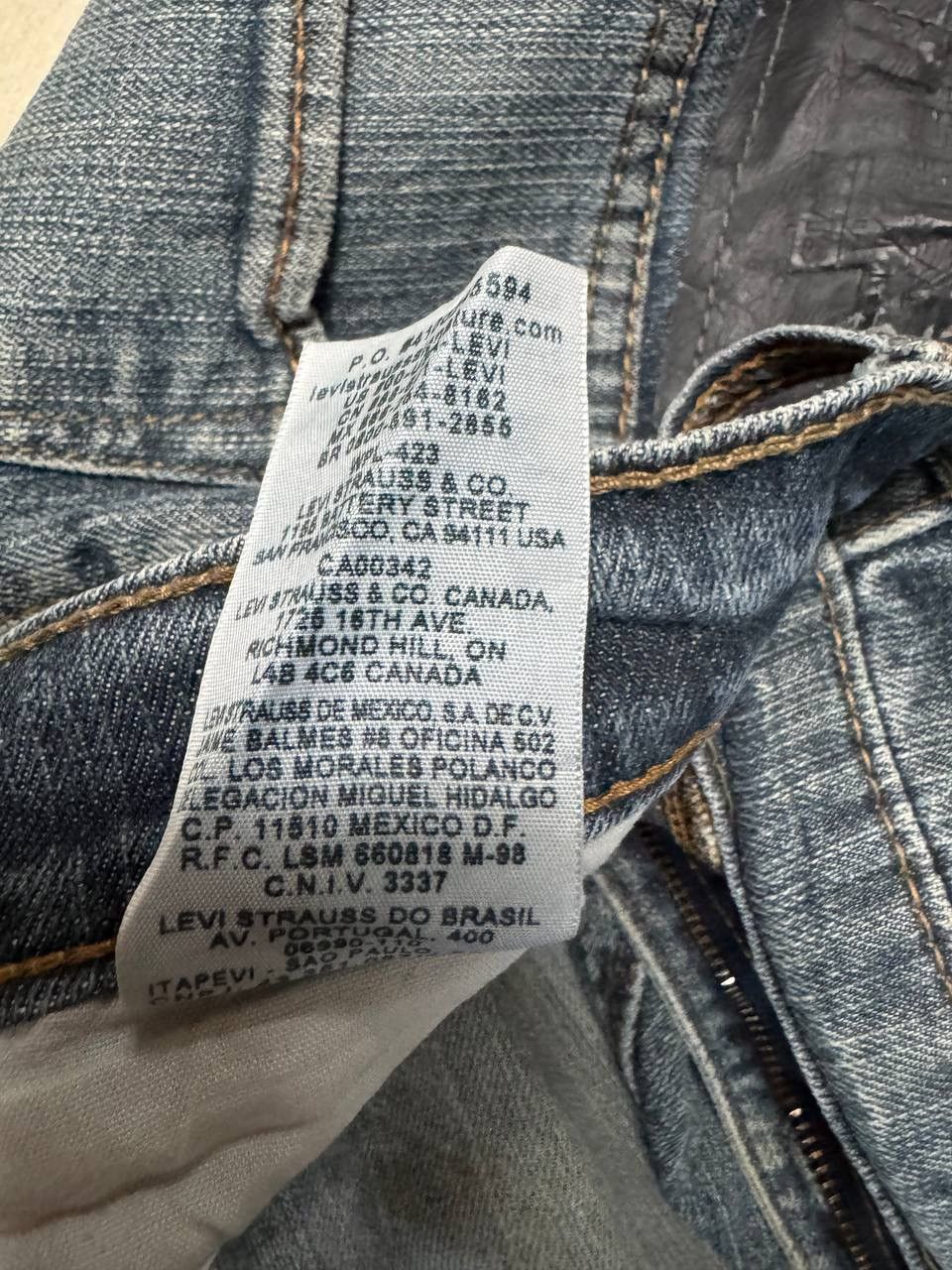 Levi's GRUNGE Levi’s Slim Straight Fit Faded Distressed Blue Jeans Size US 33 - 14 Thumbnail