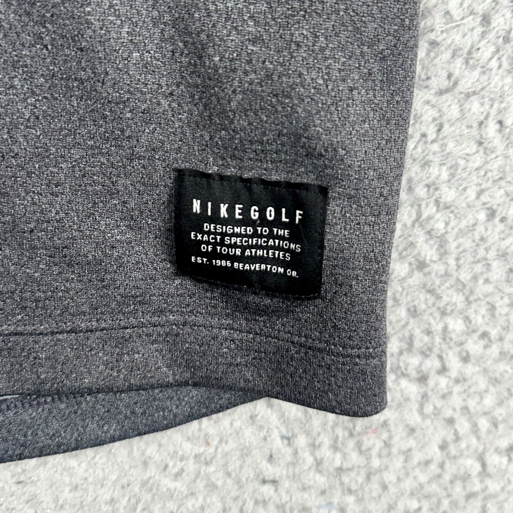 Nike Nike Dri-FIT Mens Pullover Shirt 1/4 Zip Colorblock Grey Black Long Sleeve Mock Neck Athletic Sport Casual Shirt Size US M / EU 48-50 / 2 - 7 Thumbnail