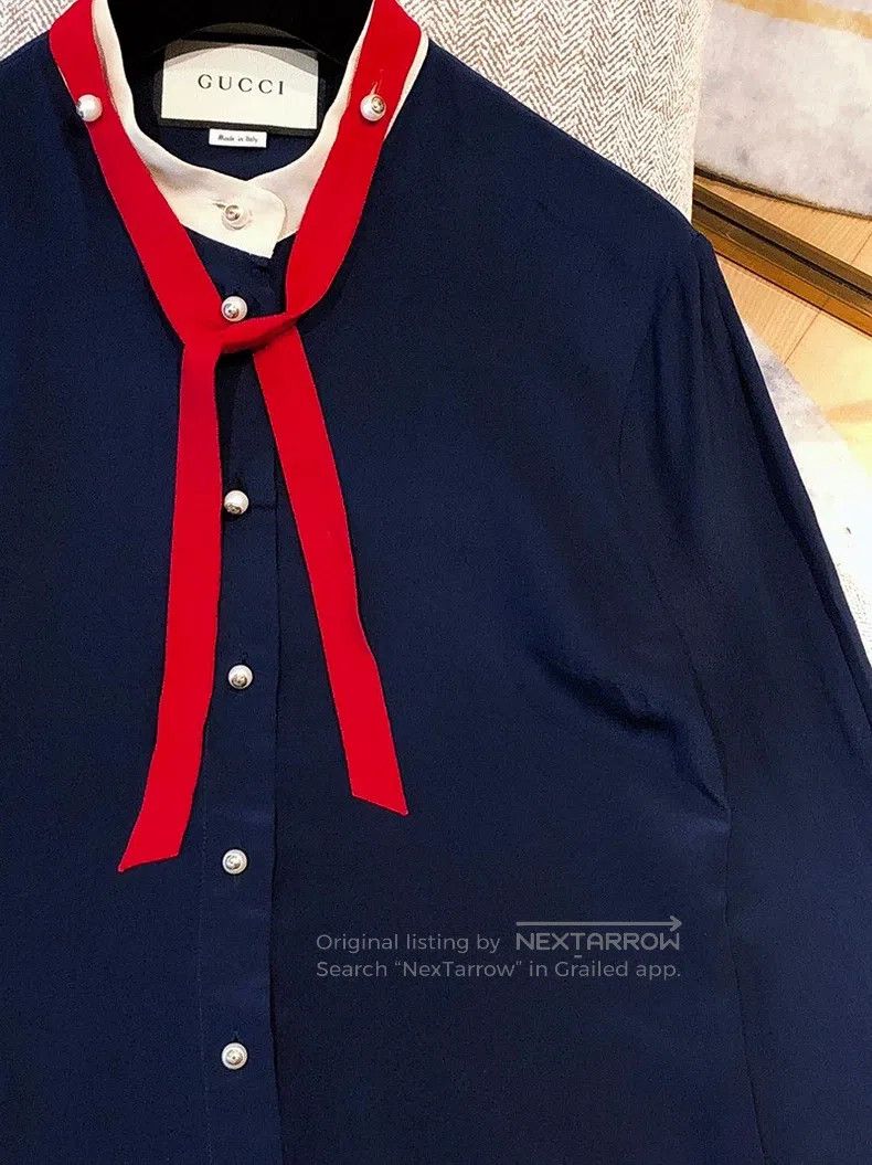 Gucci Gucci Dark blue pearl button silk shirt Size S / US 4 / IT 40 - 3 Thumbnail