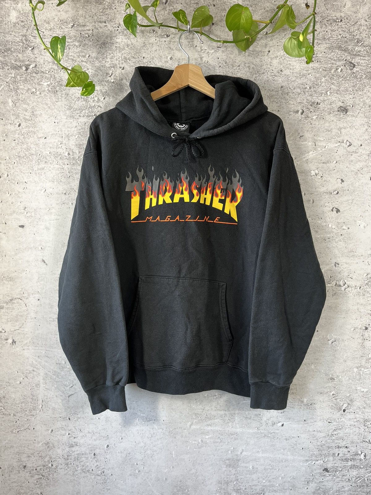 Thrasher × Vintage Vintage 2000s Thrasher Magazine Flame Graphic Hoodie Medium Size US S / EU 44-46 / 1 - 1 Thumbnail