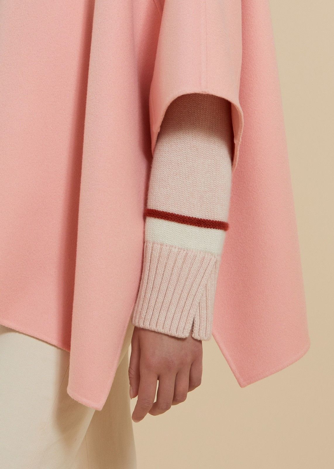 Loro Piana o1srvl11e0824 Size: OS / Agathe AF Cashmere Cape in Pink Size ONE SIZE - 6 Thumbnail