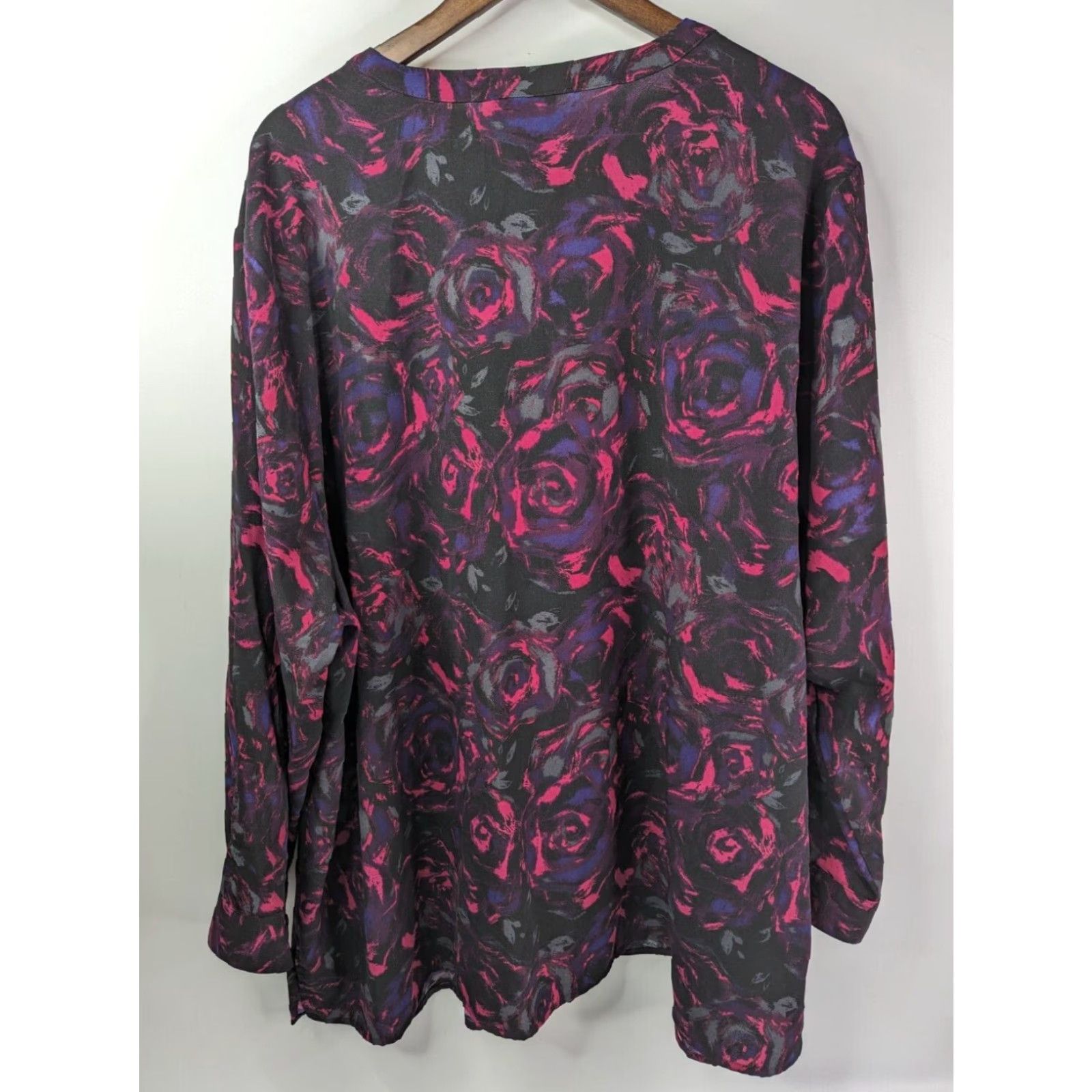 Vintage Maggie Barnes Womens Plus Size 3X Button Up Tunic V-Neck Roll Tab Sleeve Abstract Purple Size XXL / US 16-18 / IT 52-54 - 3 Thumbnail