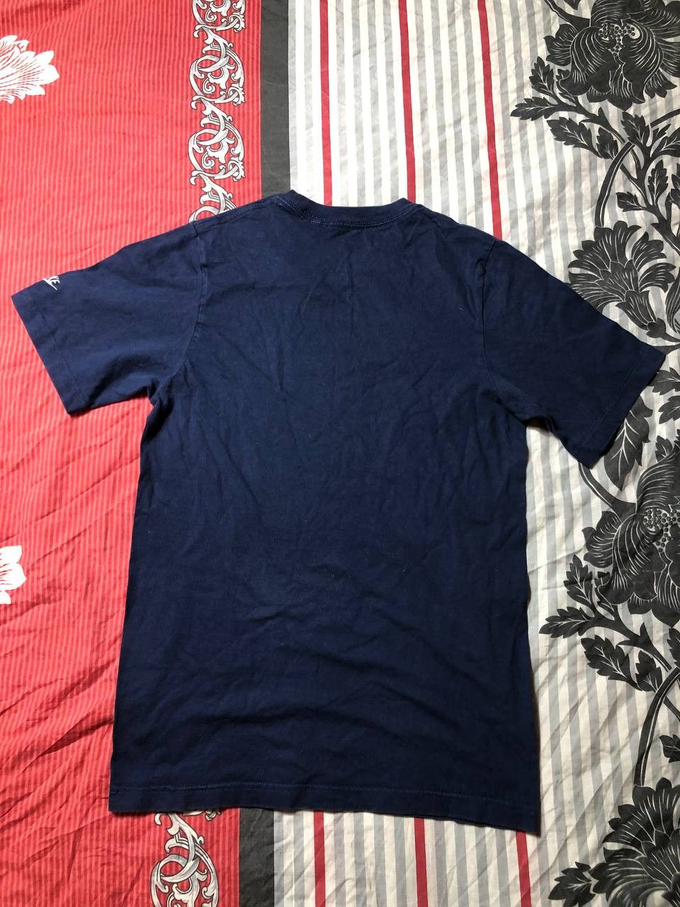 Nike × Vintage 90s Nike Central Swoosh Vintage Y2K Oversized Retro T-Shirt Size US S / EU 44-46 / 1 - 6 Thumbnail