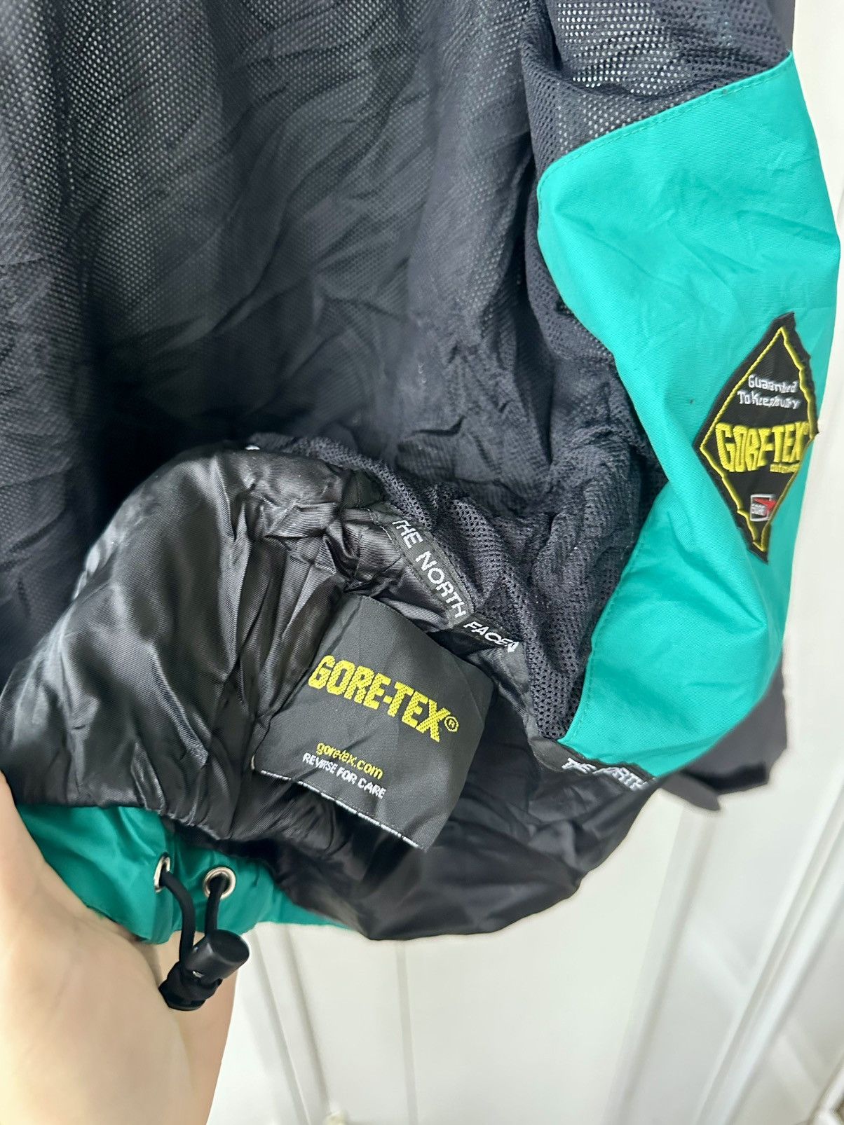 The North Face Vintage The North Face Gore-Tex Summit Series Jacket Size US L / EU 52-54 / 3 - 17 Thumbnail